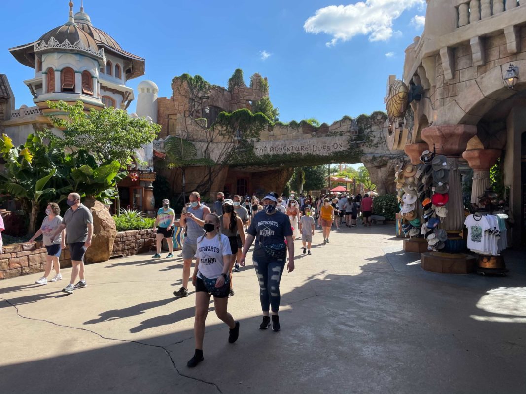 universal-islands-capacity-1128673