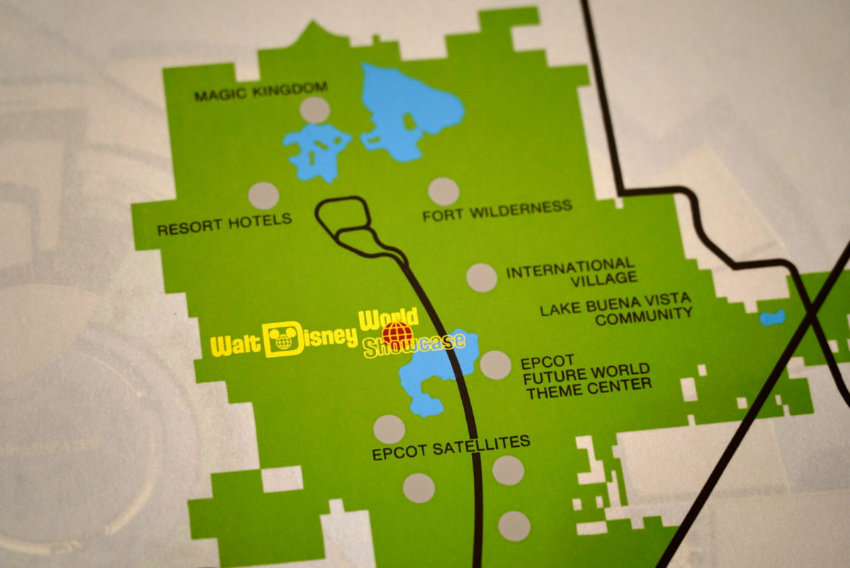 world-showcase-books-heritage-auction-136-2750904