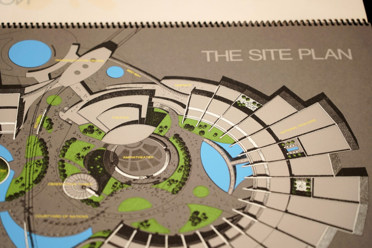 world-showcase-books-heritage-auction-137-3043408