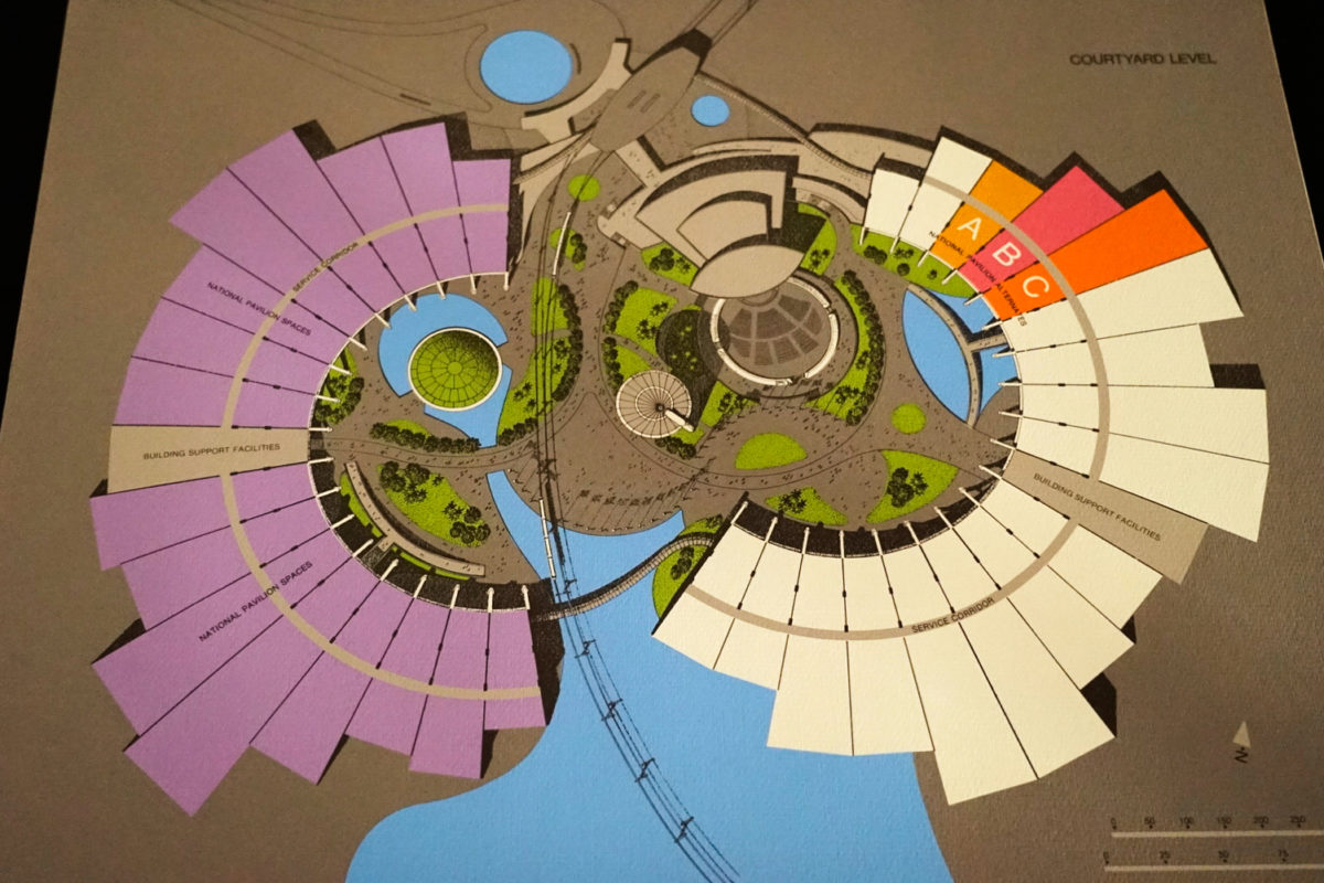 world-showcase-books-heritage-auction-142-5866341