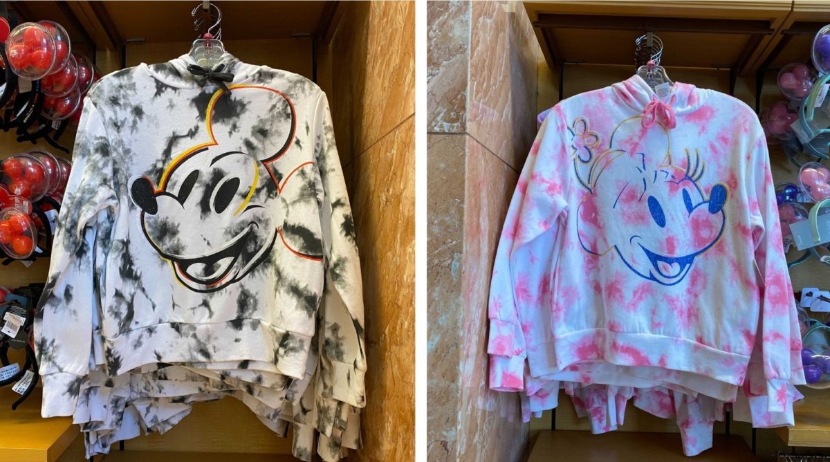 disneyland-tie-dye-clothes