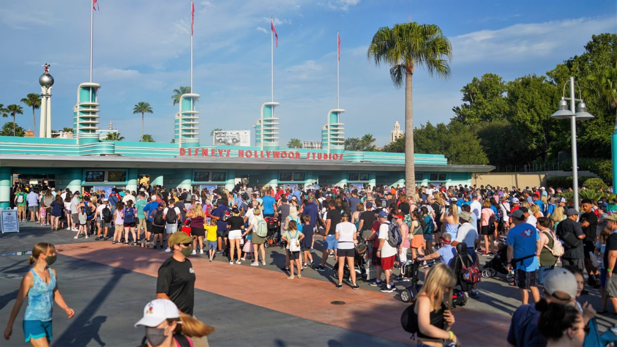 Disney's Hollywood Studios Rope Drop Crowd