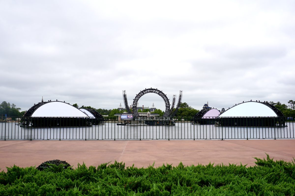 harmonious-barges-all-four-screens-on-epcot-05132021