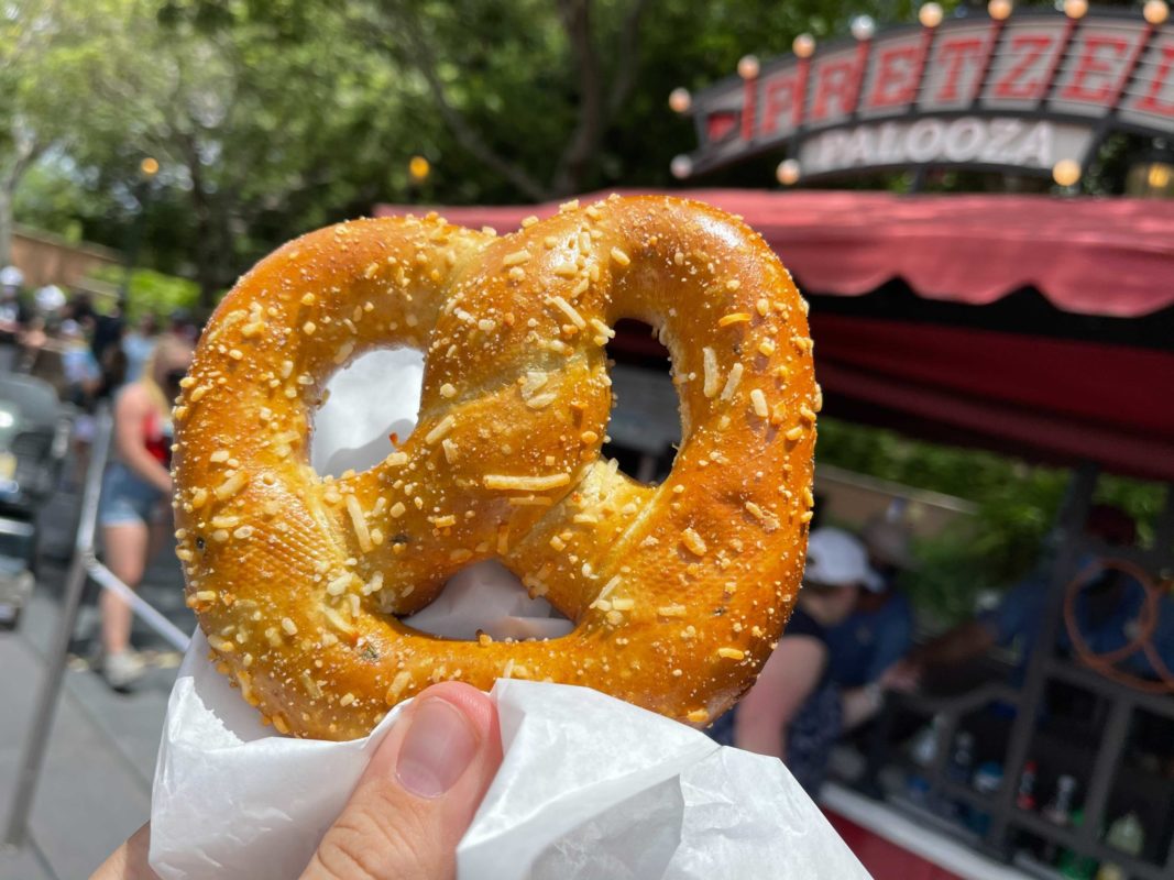 pretzel palooza cheddar jalapeno