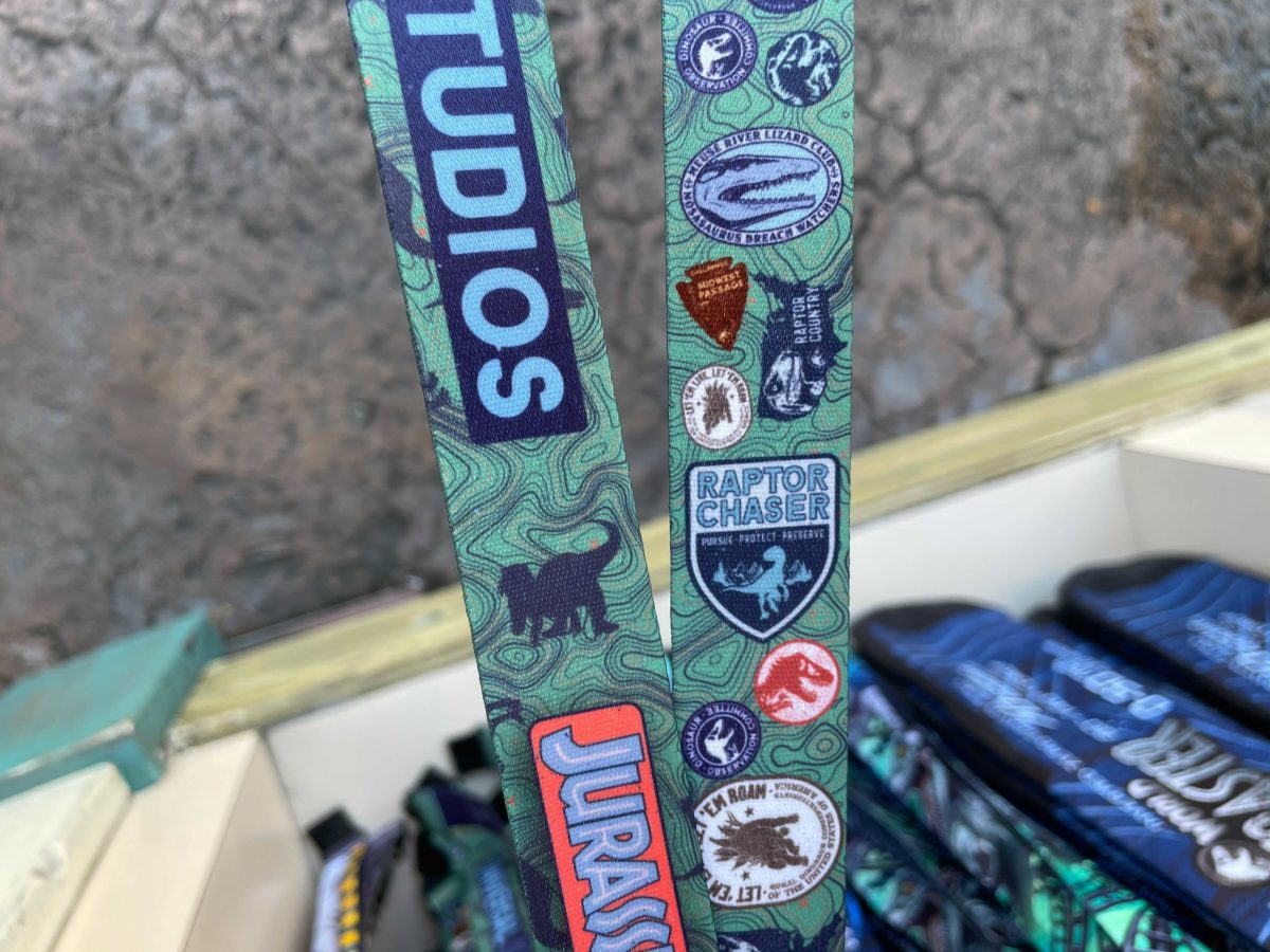 jurassic-world-lanyard-6-7535073