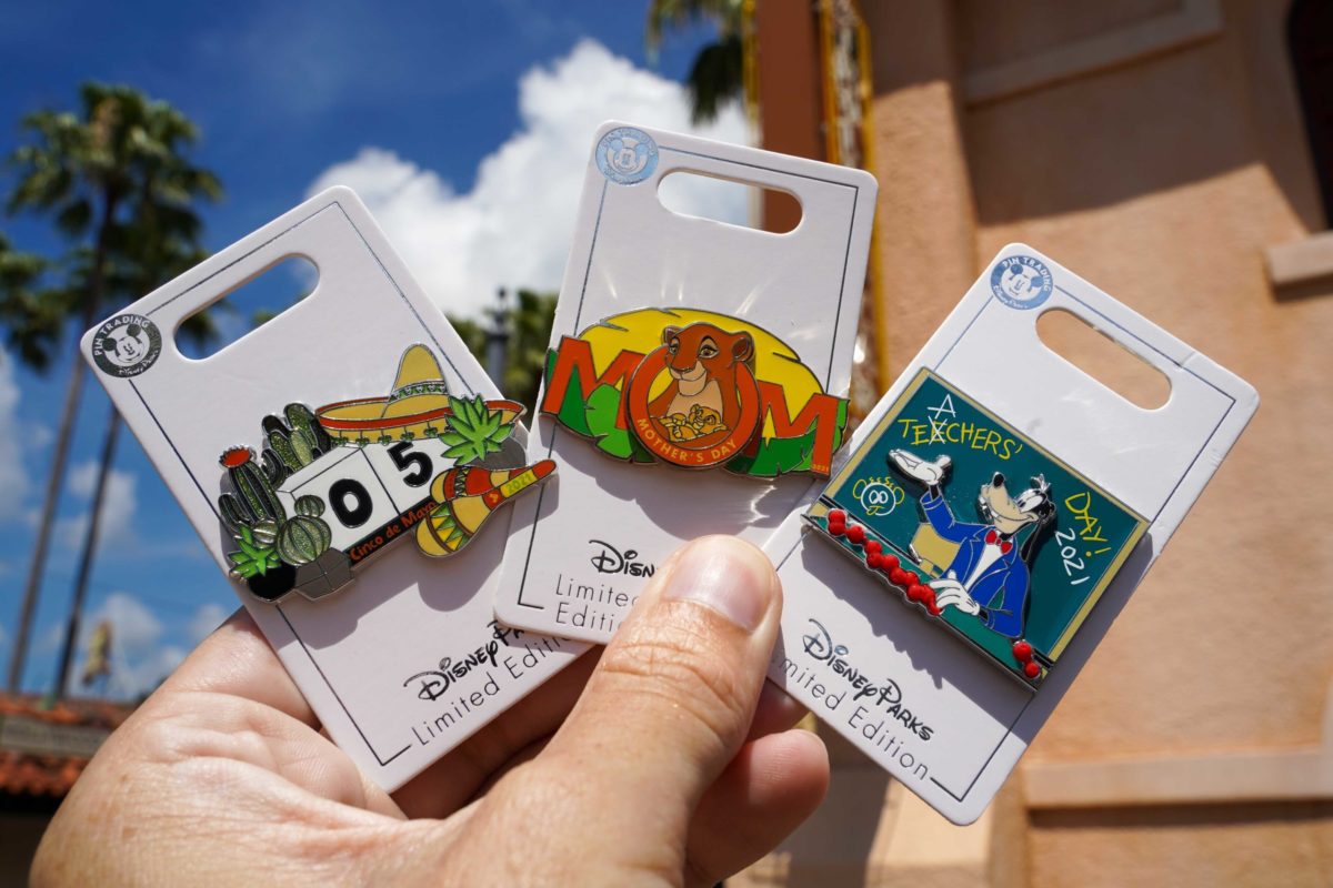 le-may-holiday-pins-2-3403041