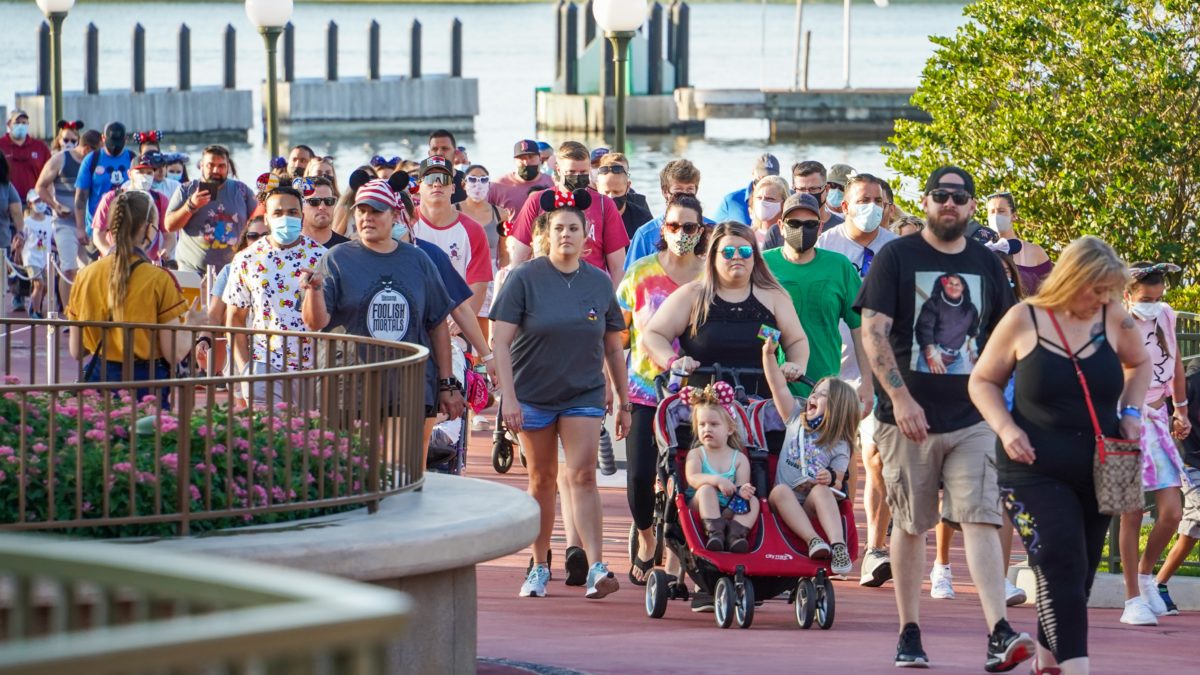 Guests disembarking the ferryboat without masks