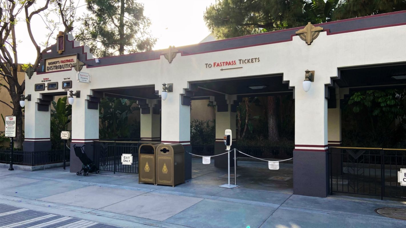 mission-breakout-fastpass-dispensers-removed