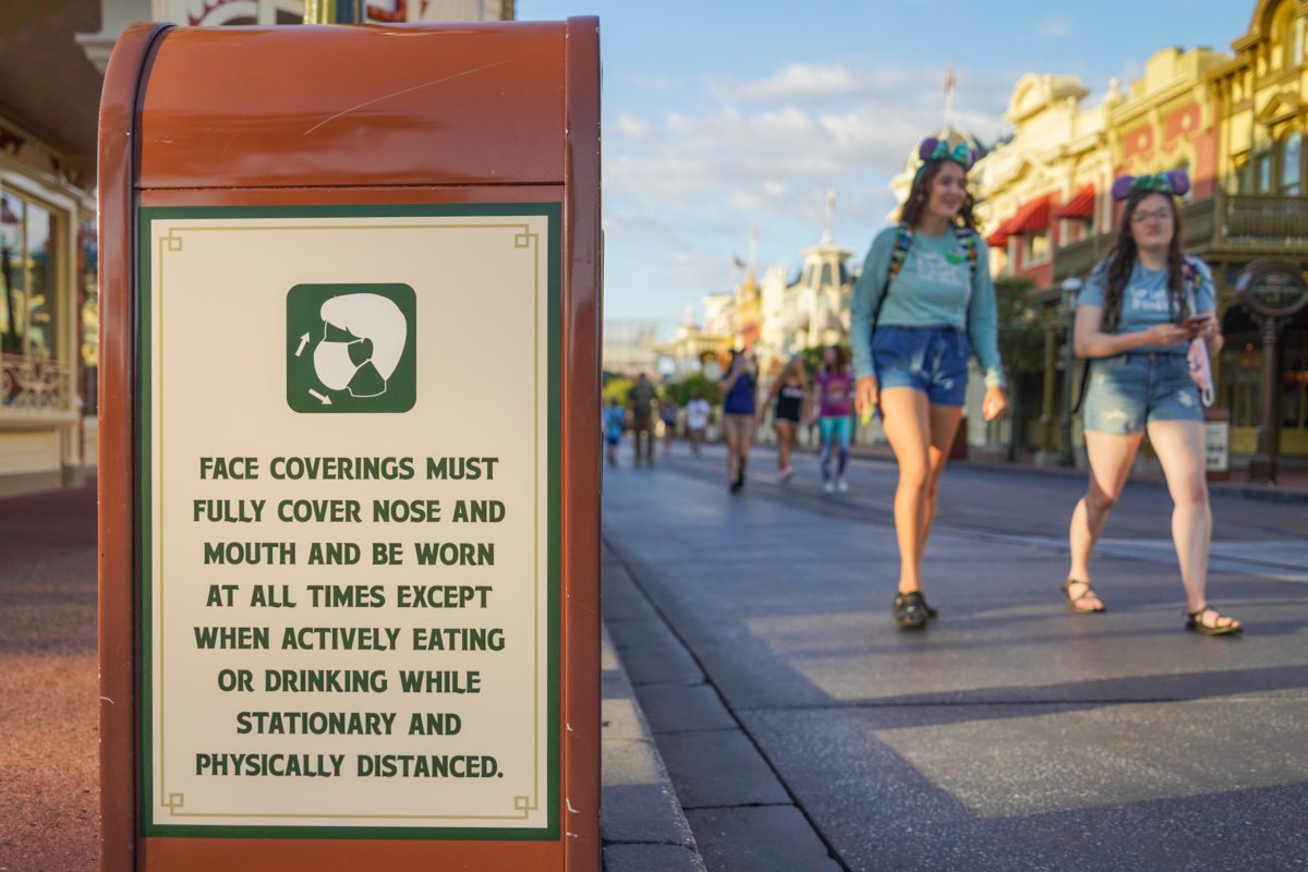 old-sign-with-maskless-guests-5-15-21-1072015