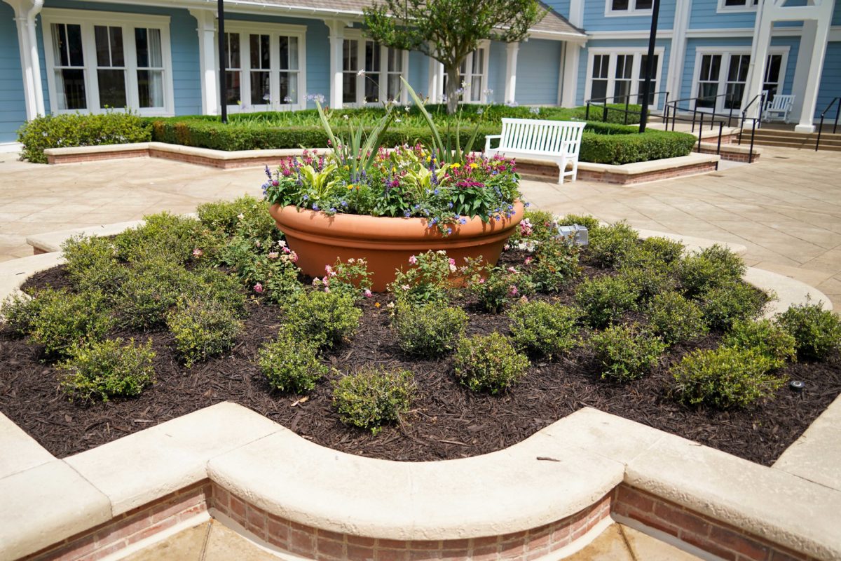 beach-club-courtyard-refurbishment-5-7102592
