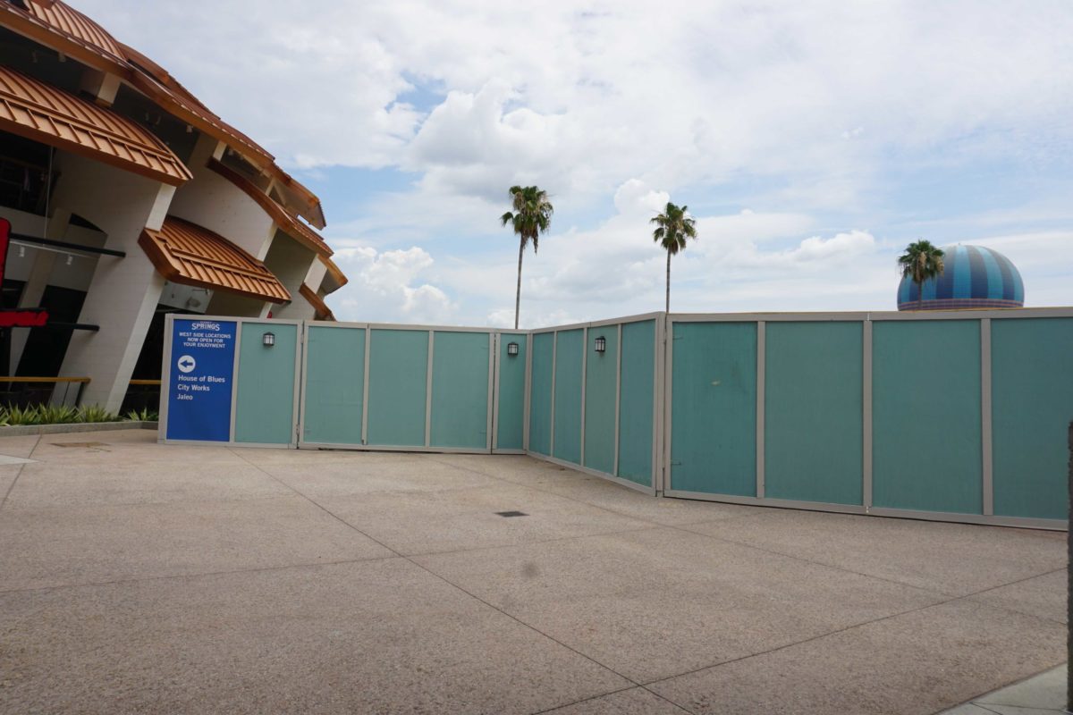 beatrix-construction-walls-disney-springs-1