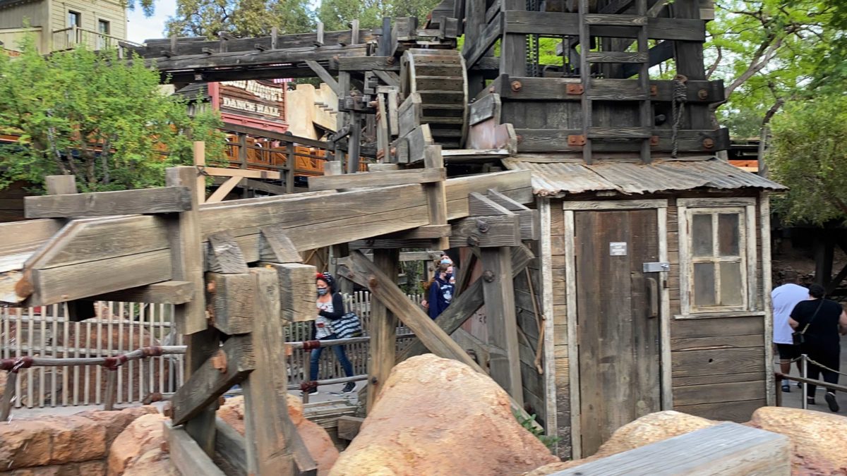 big-thunder-mountain-disneyland-reopen-16-2