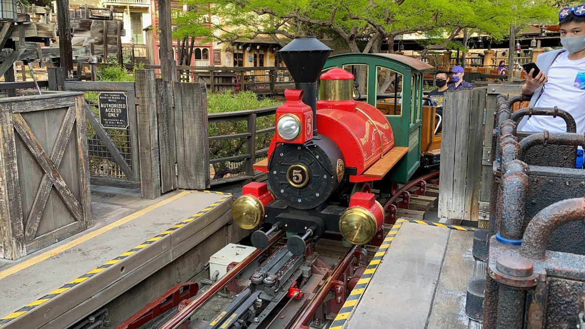 big-thunder-mountain-disneyland-reopen-33