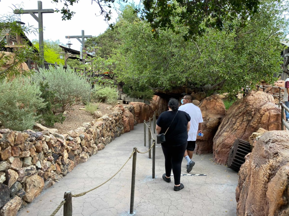 big-thunder-mountain-disneyland-reopen-5