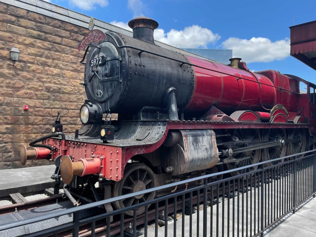 hogwarts-express-05-31-21