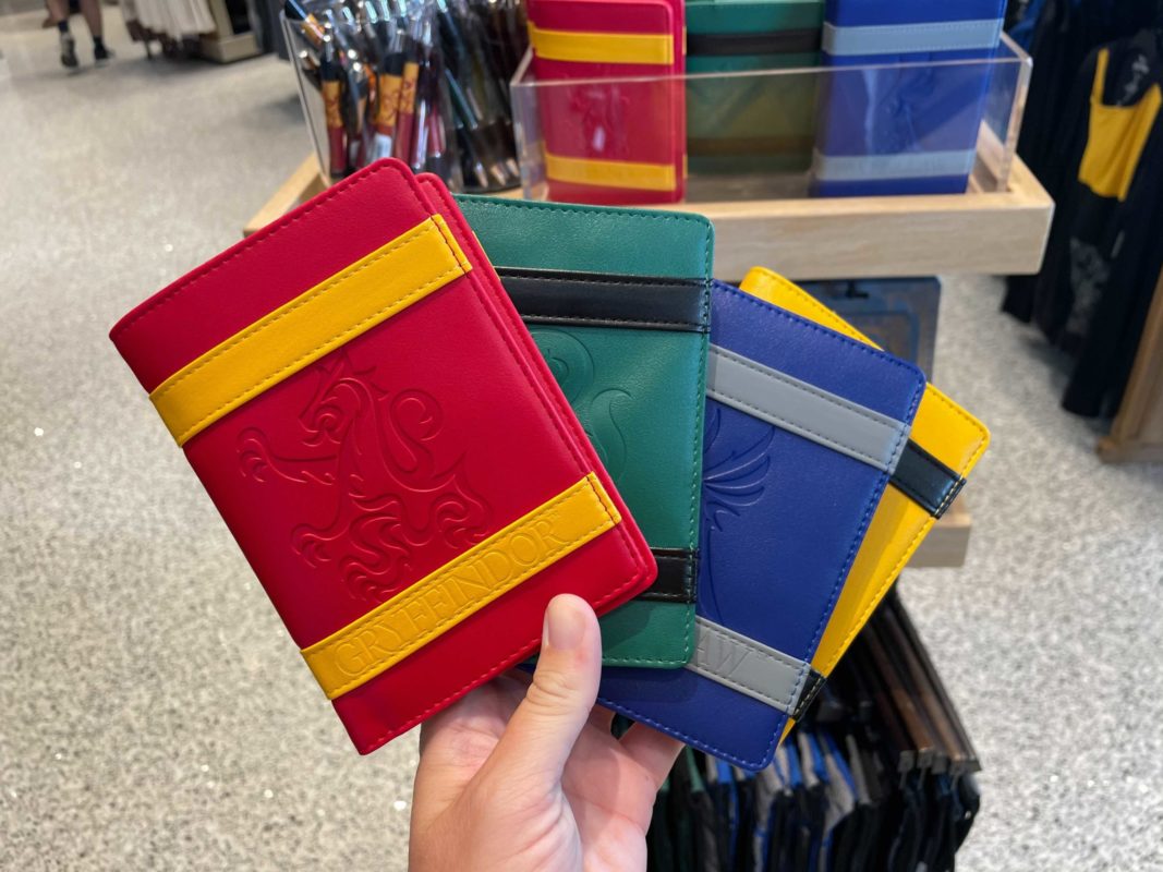 hogwarts-house-passport-covers-8
