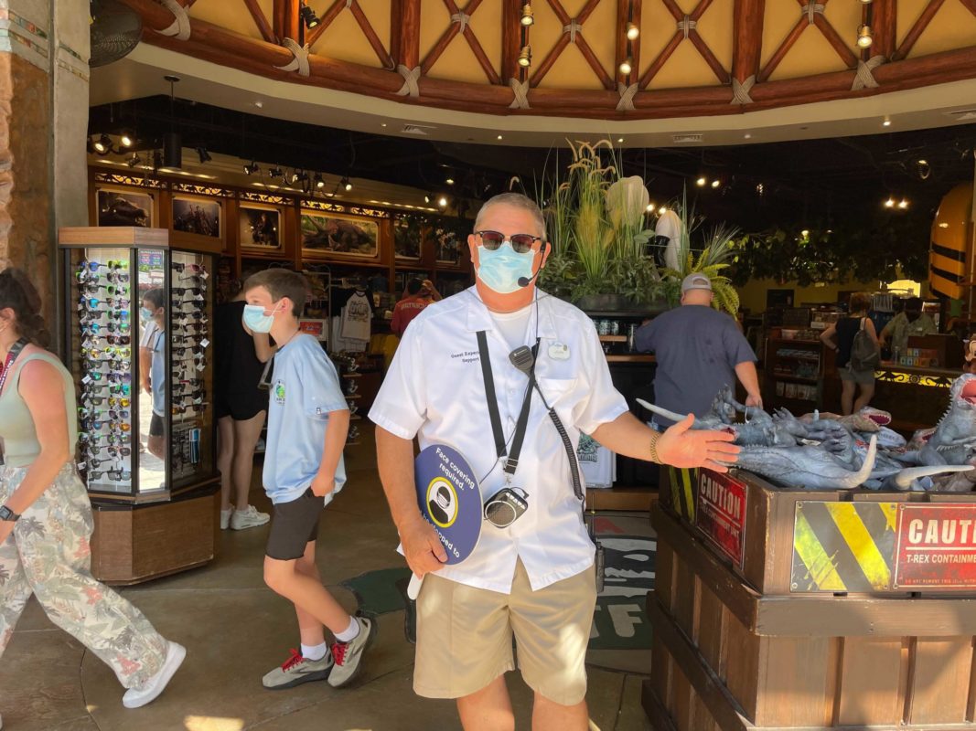 islands-of-adventure-no-outdoor-masks-21-2165422
