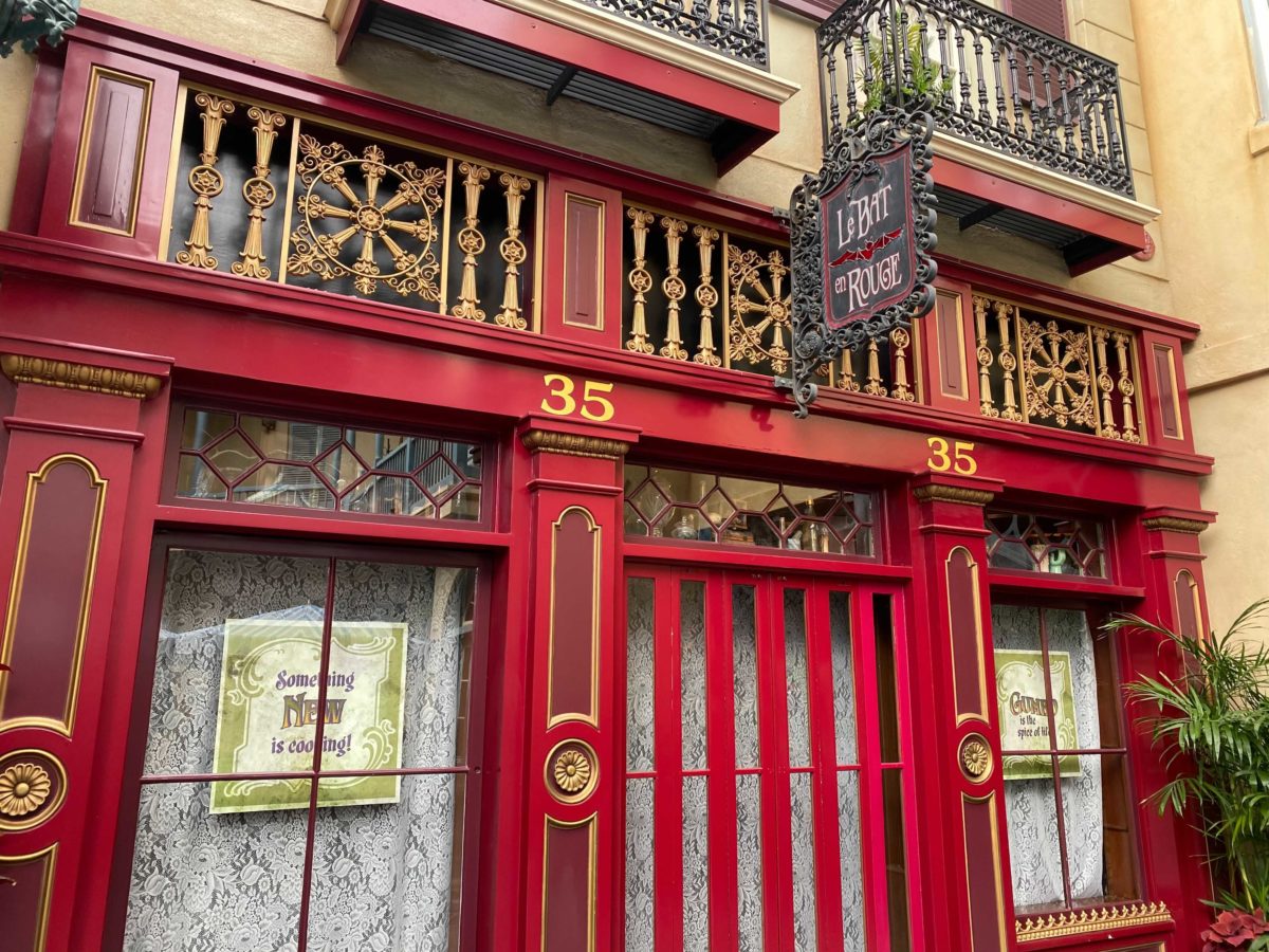 le-bat-en-rouge-closed-7-7304275