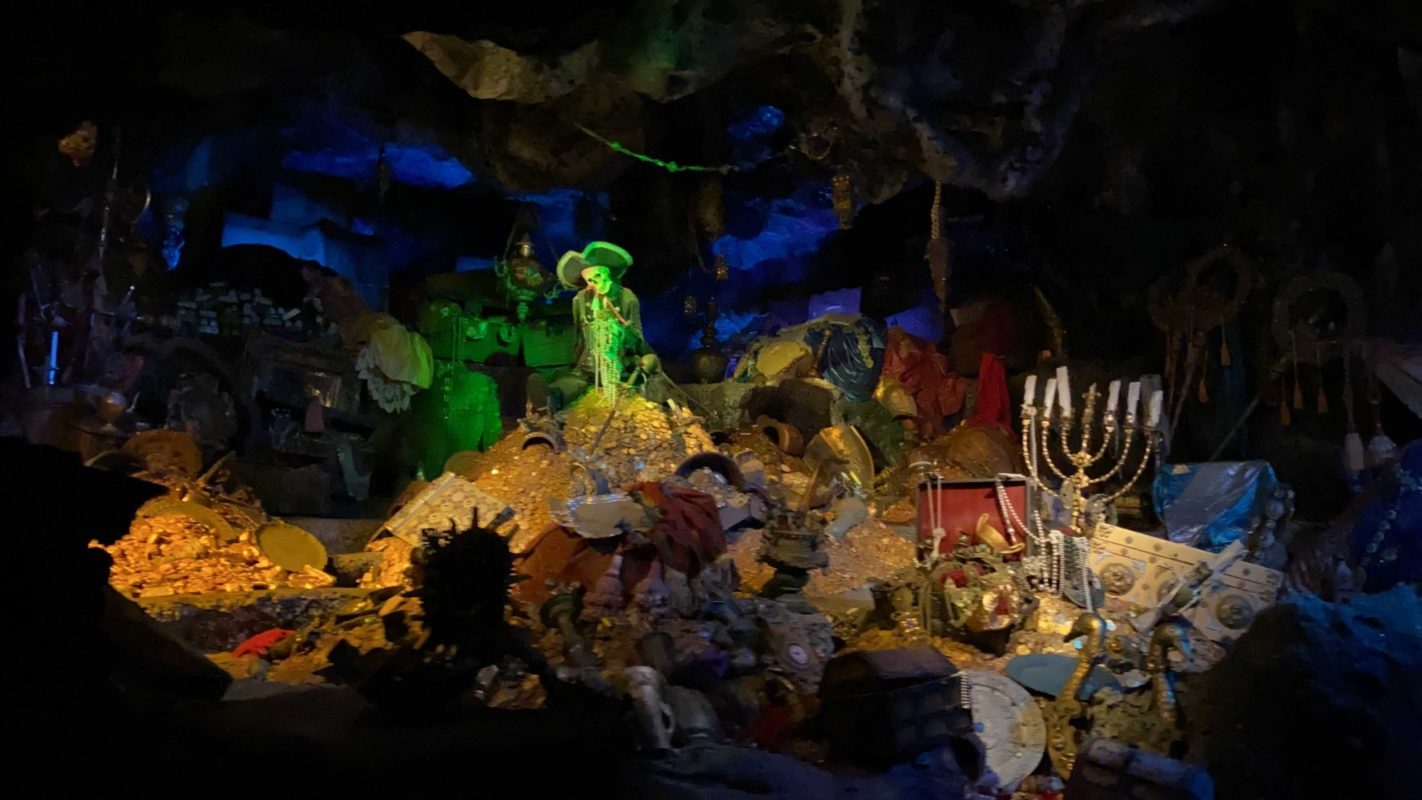 pirates-disneyland-reopen-24