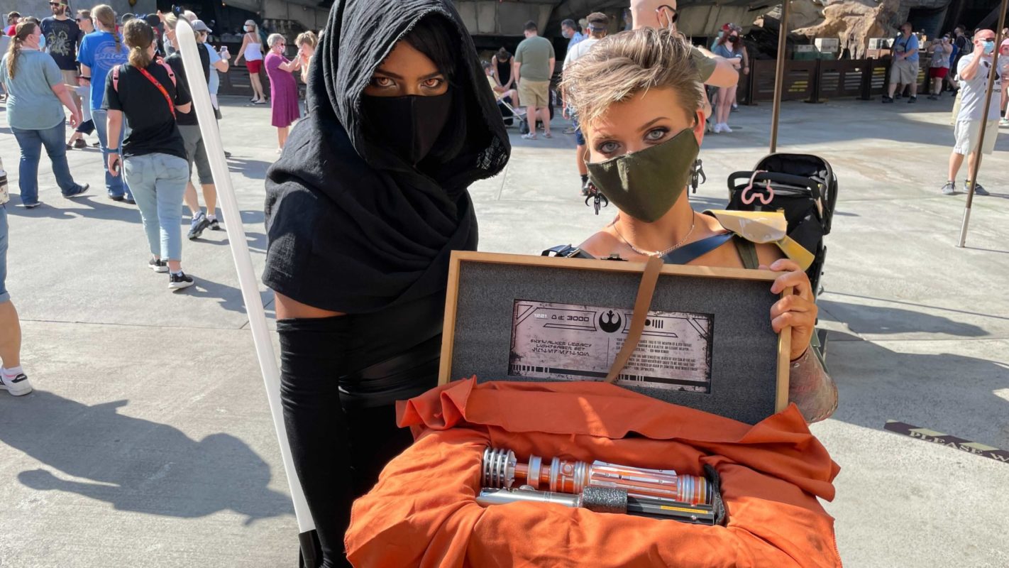 skywalker-legacy-lightsaber-set-5