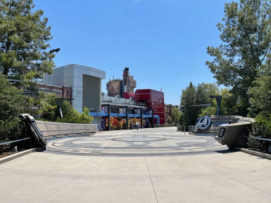 avengers-campus-main-entrance-walls-down-6-3-21-4-8941882