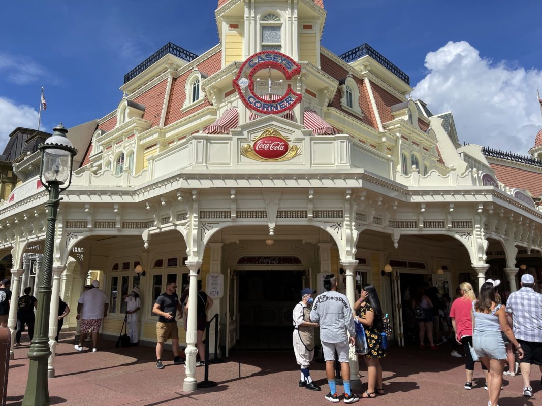 caseys-corner-reopens-magic-kingdom-06302021