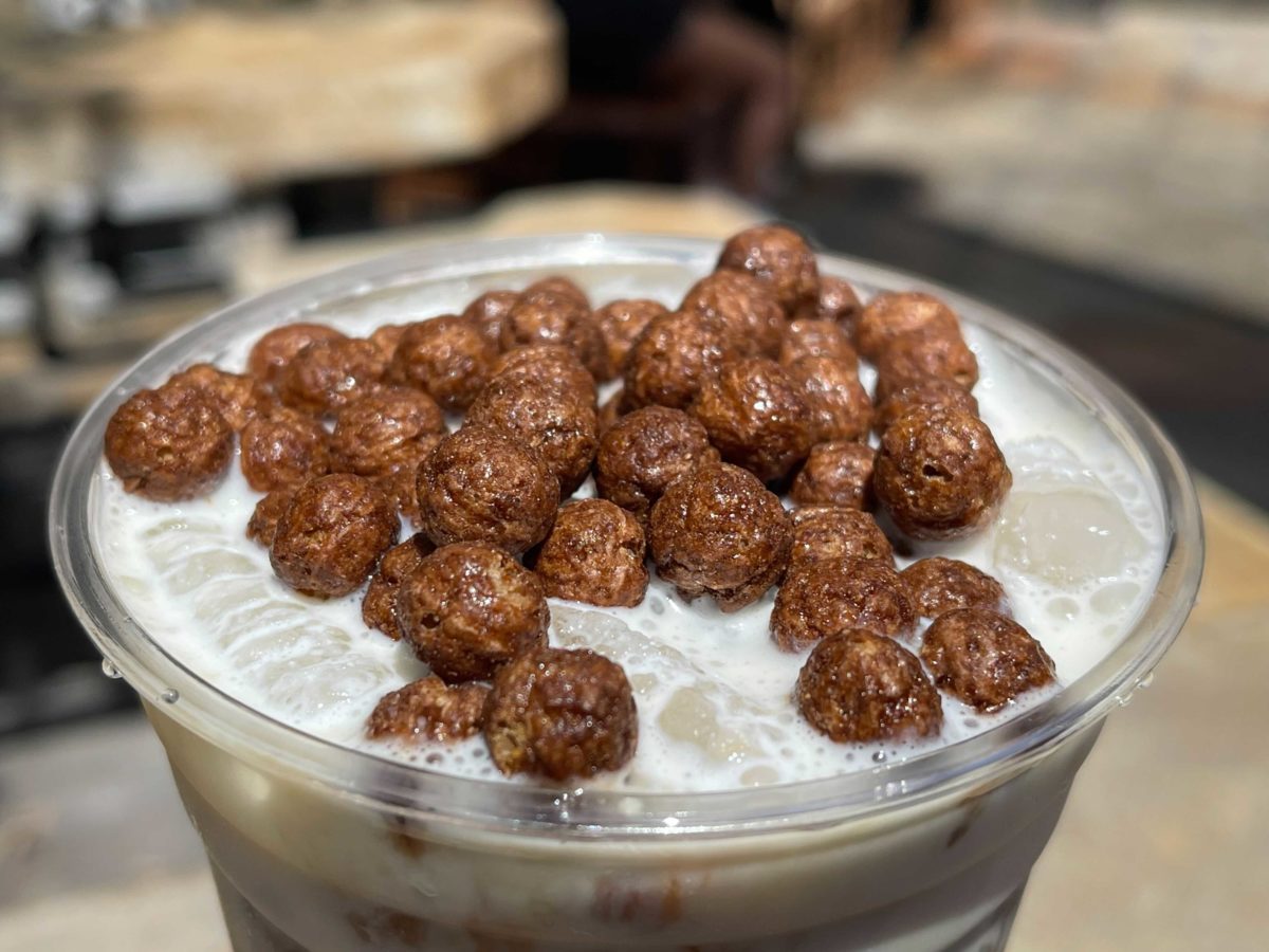 Cold Brew Black Caf drink at docking bay 7 food and cargo at galaxy's edge in disneyland