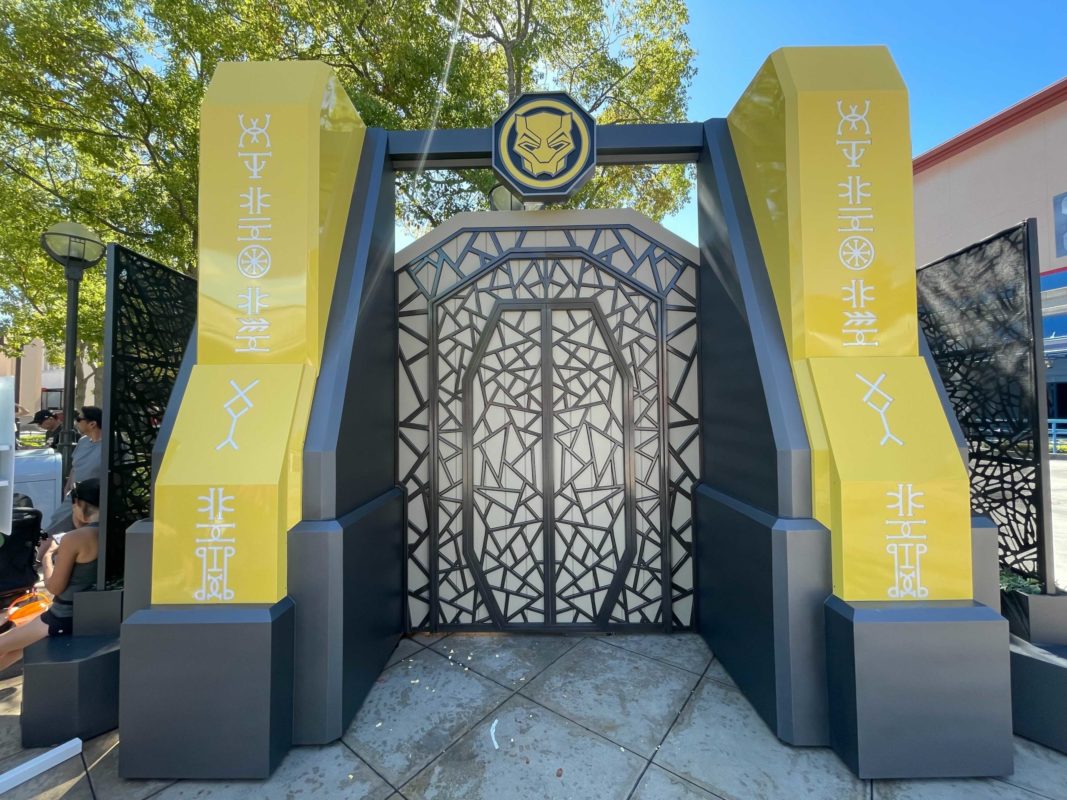 disney-california-adventure-hollywood-land-black-panther-photo-op-6-6492758