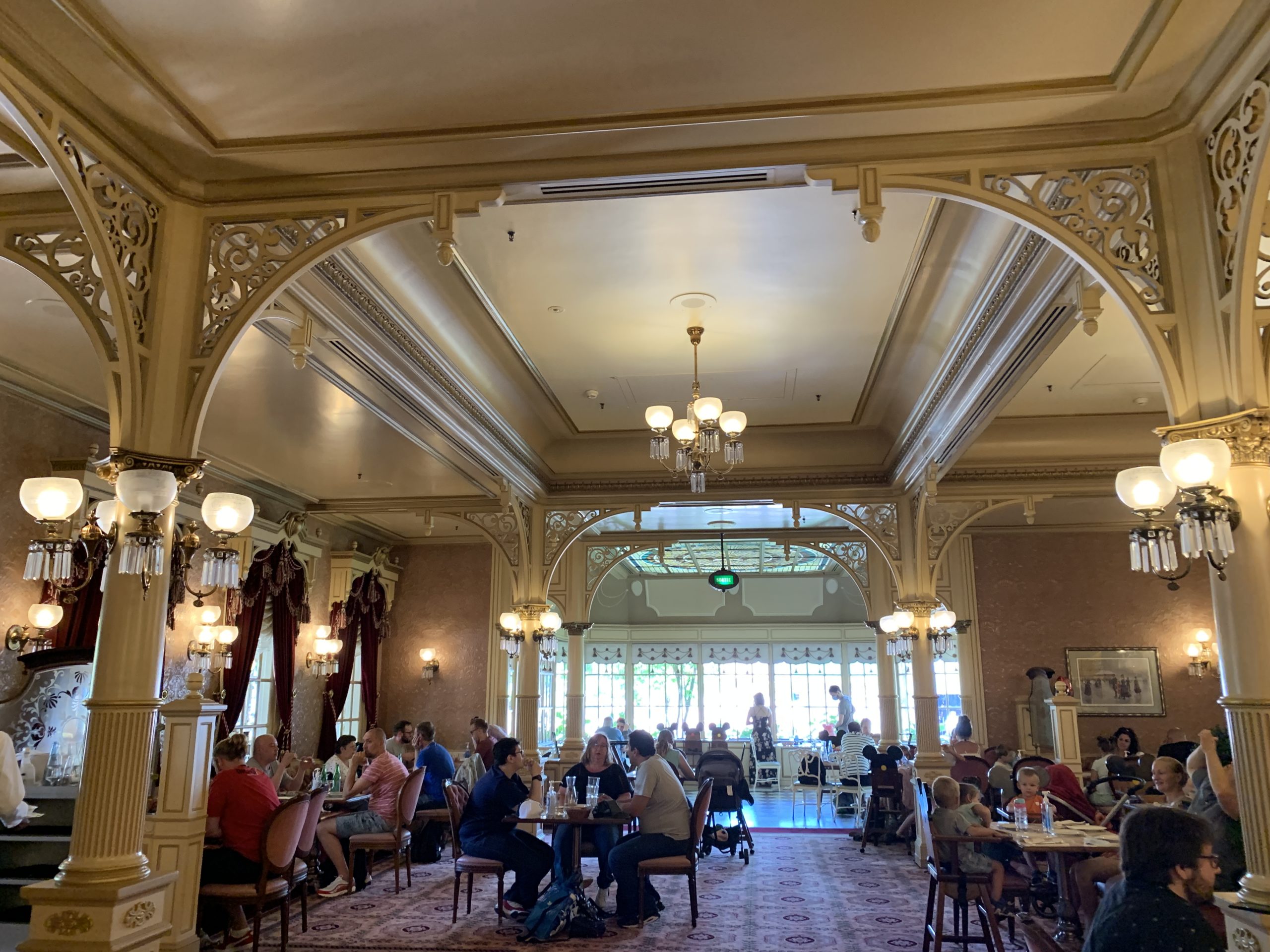 disneyland-paris-plaza-gardens-restaurant-84-4709788