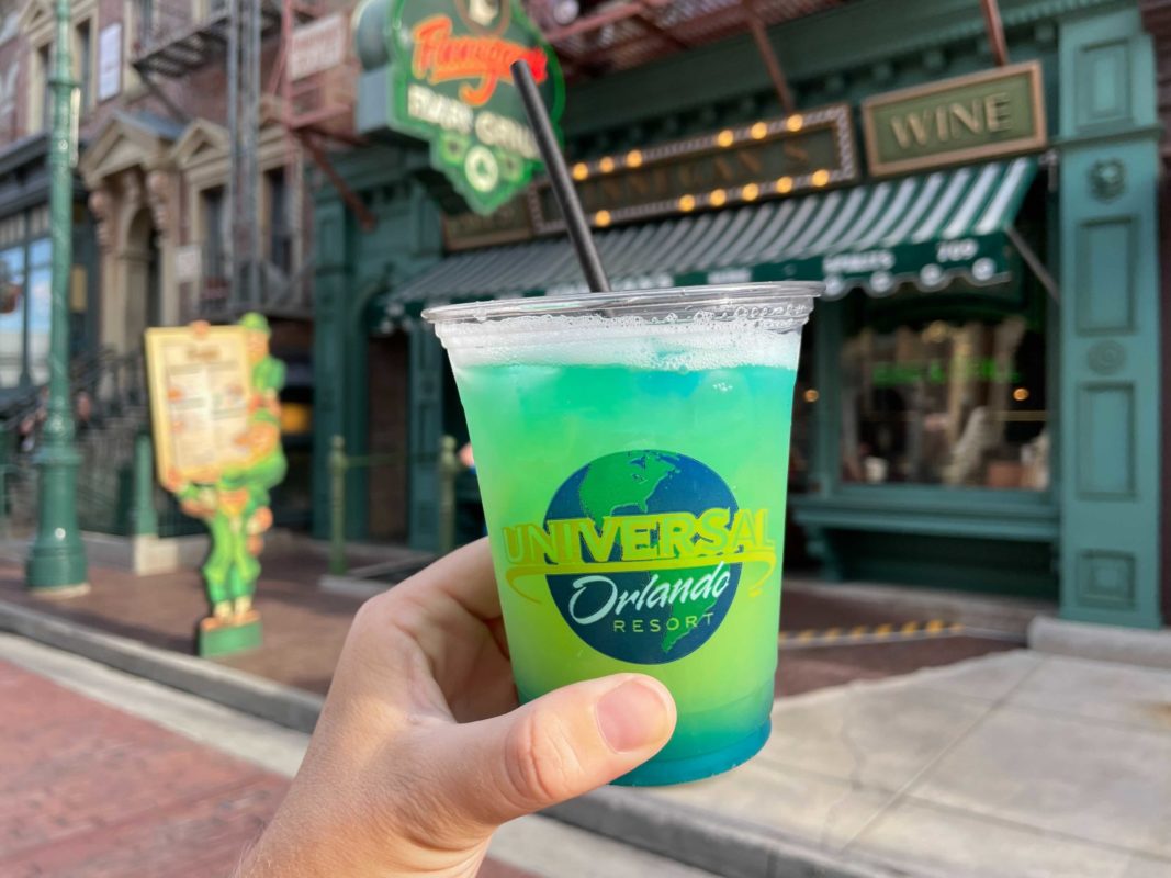 universal-studios-florida-finnegans-bar-and-grill-raptor-juicebox-12-3310387