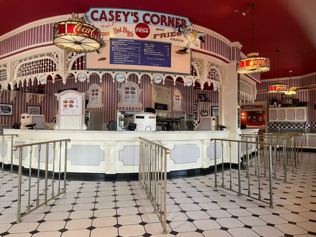 caseys-corner-5