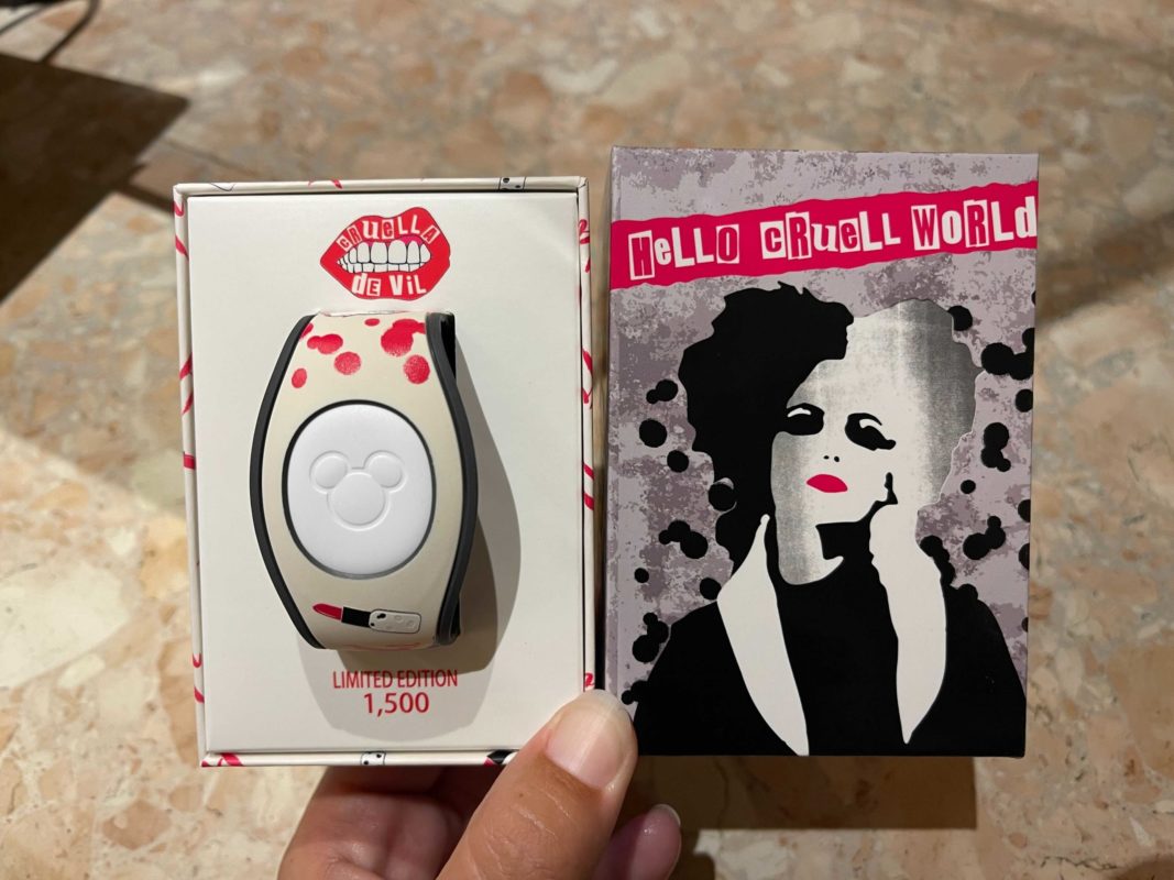 cruella-magicband-6