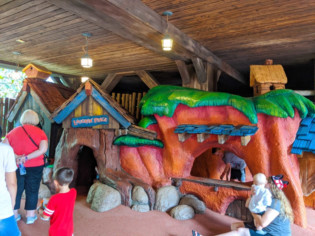 laughin-place-play-area-1-9516824