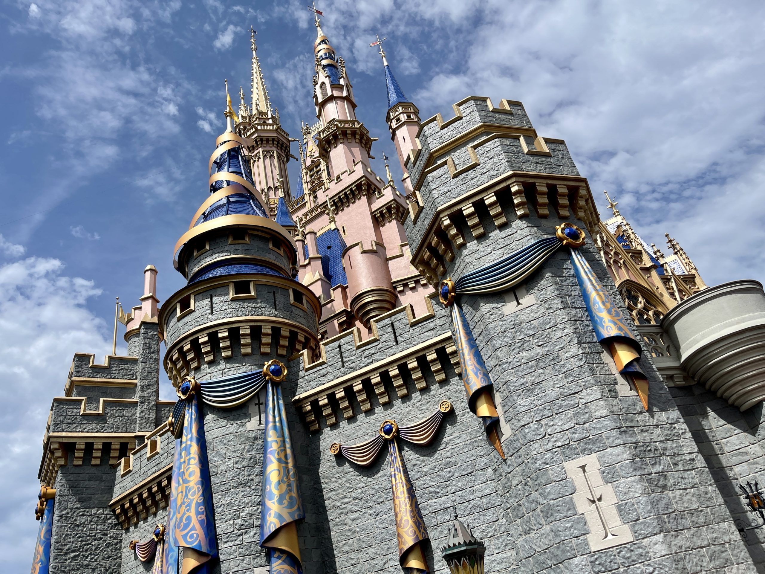 cinderella-castle-featured-image-hero-magic-kingdom-07052021