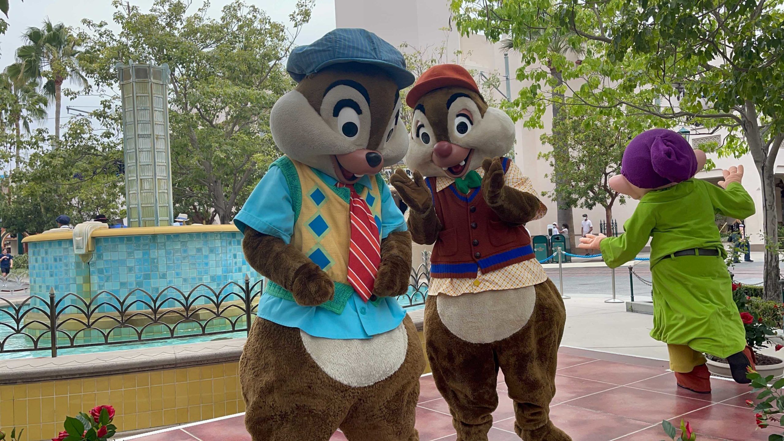 disney-california-adventure-chip-dale-carthay-circle-6-5301308