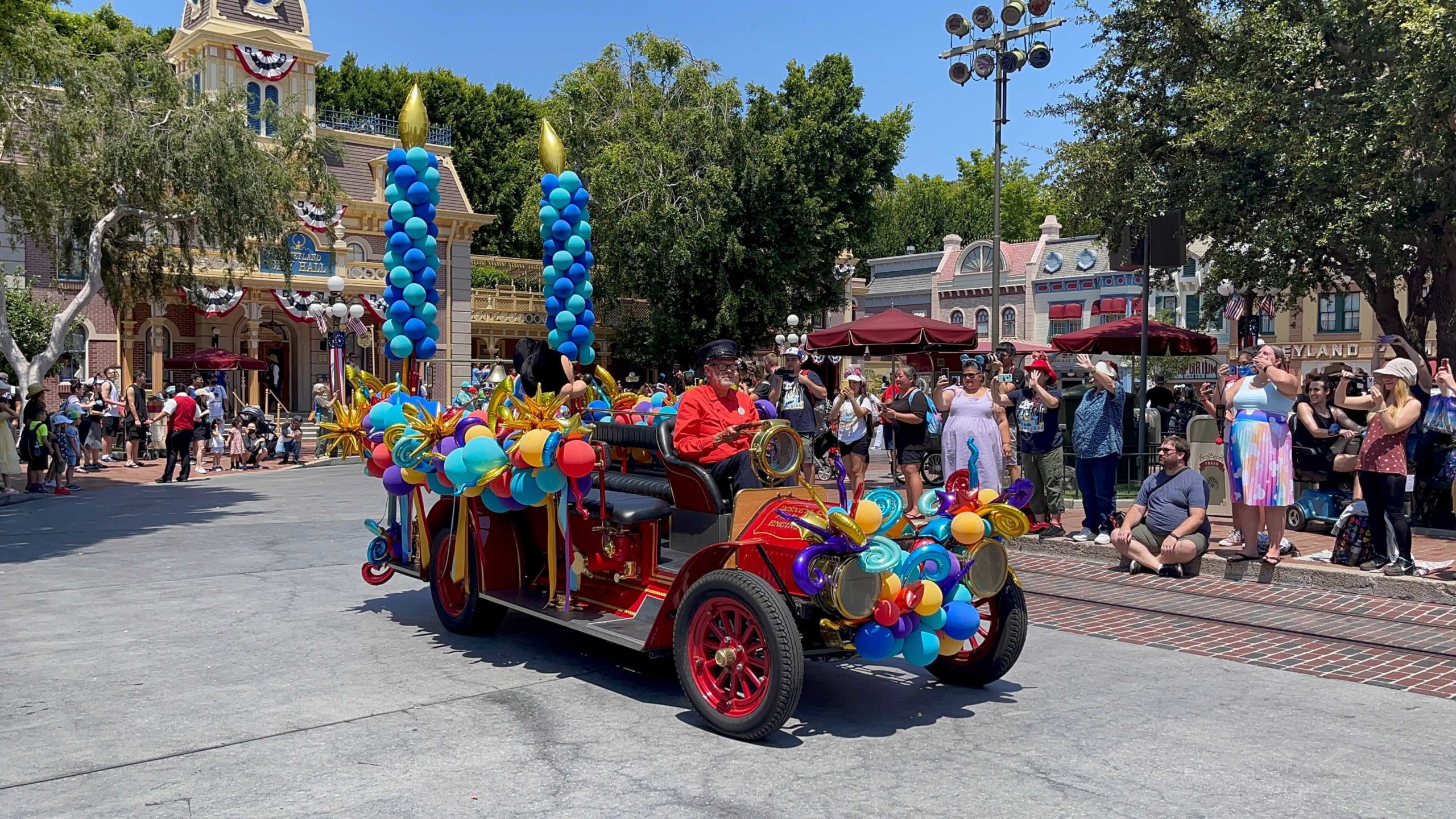 disneyland-66th-anniversary-celebratory-cavalcade-22-1226710