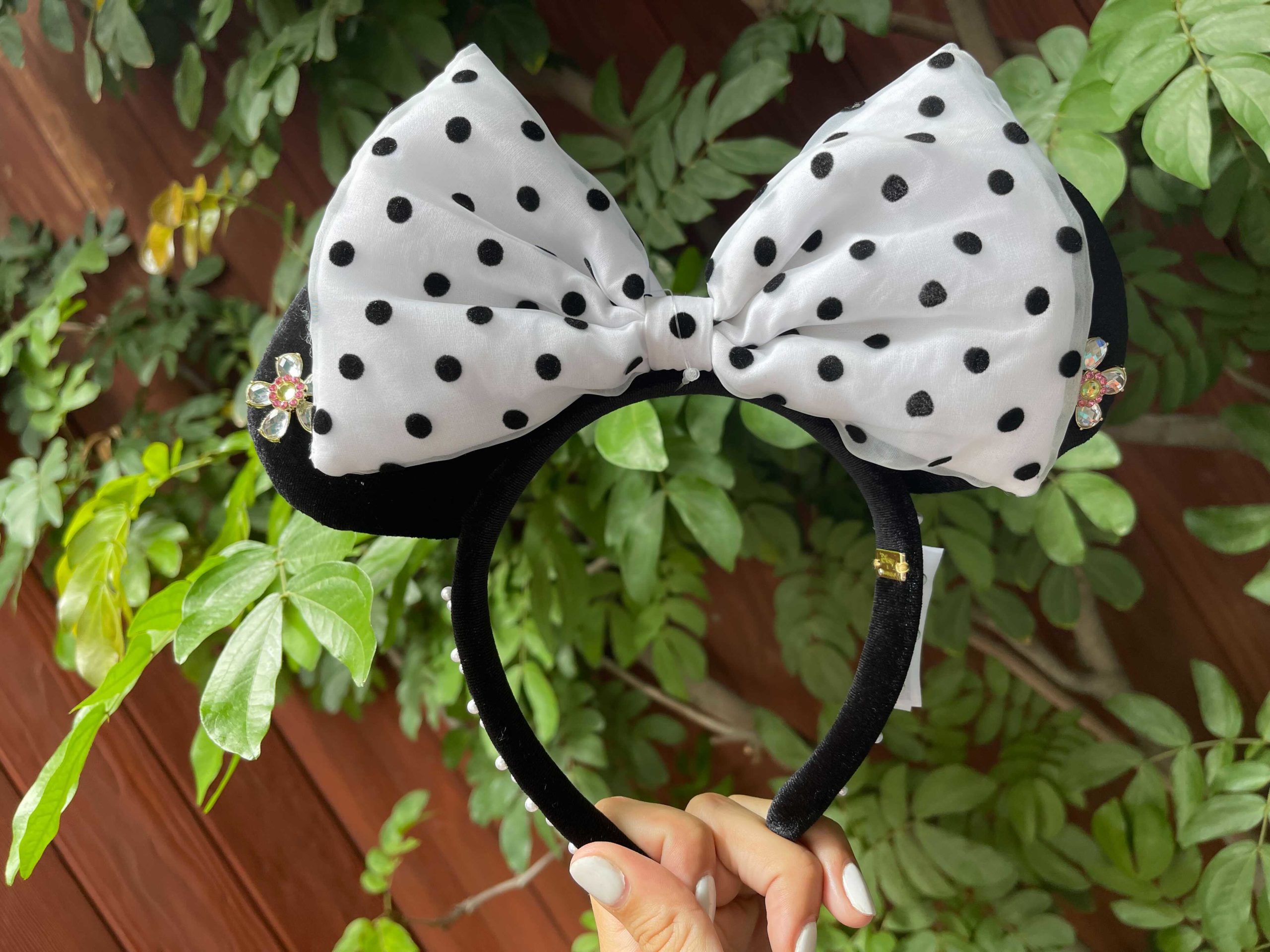 disneyland-baublebar-minnie-ears-3-7689040