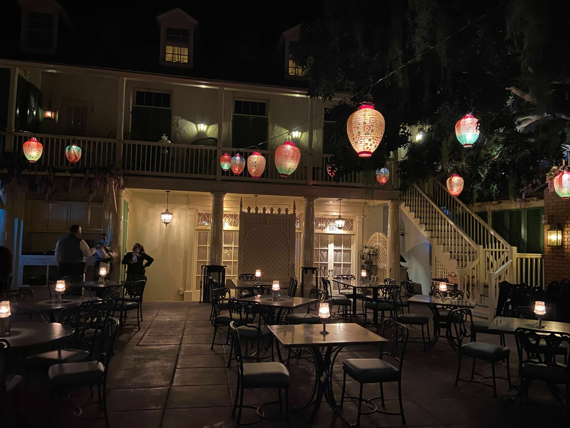 disneyland-blue-bayou-restaurant-22-1-7371534