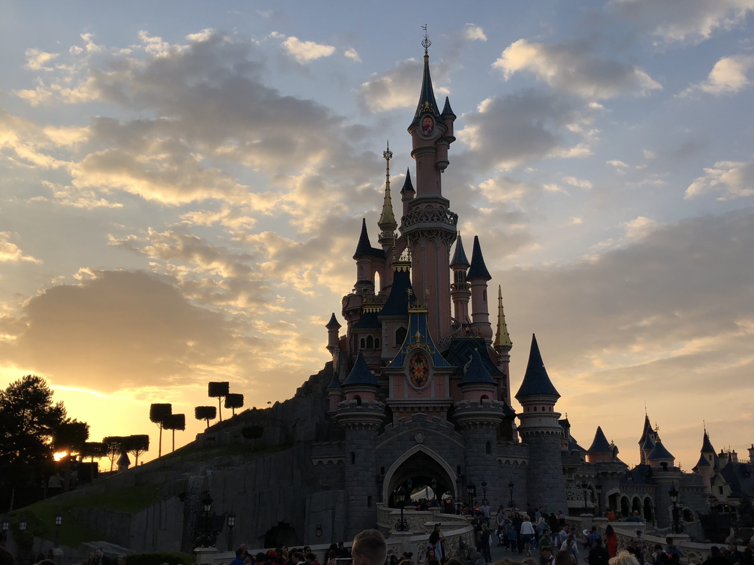 disneyland-paris-featured-4427