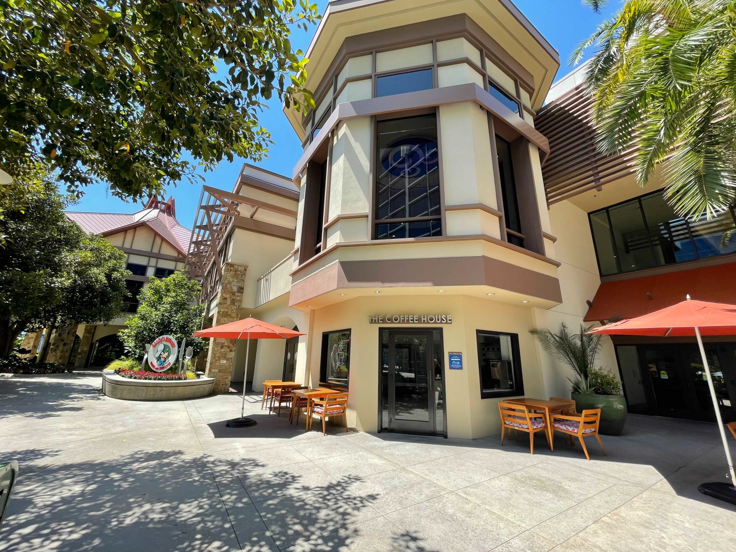 disneyland-hotel-coffee-house-2