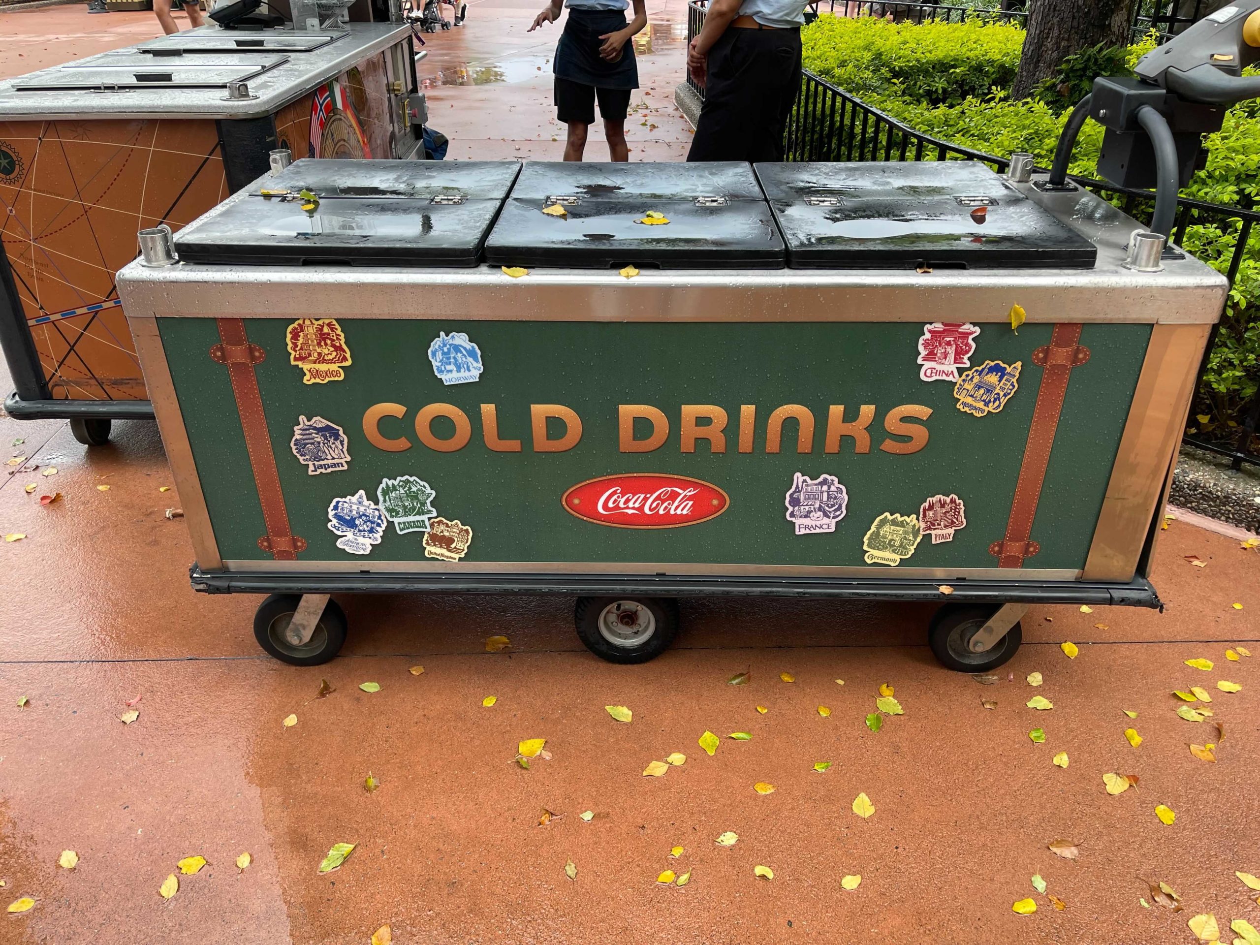 epcot-world-showcase-coca-cola-odv-carts-4-6591056