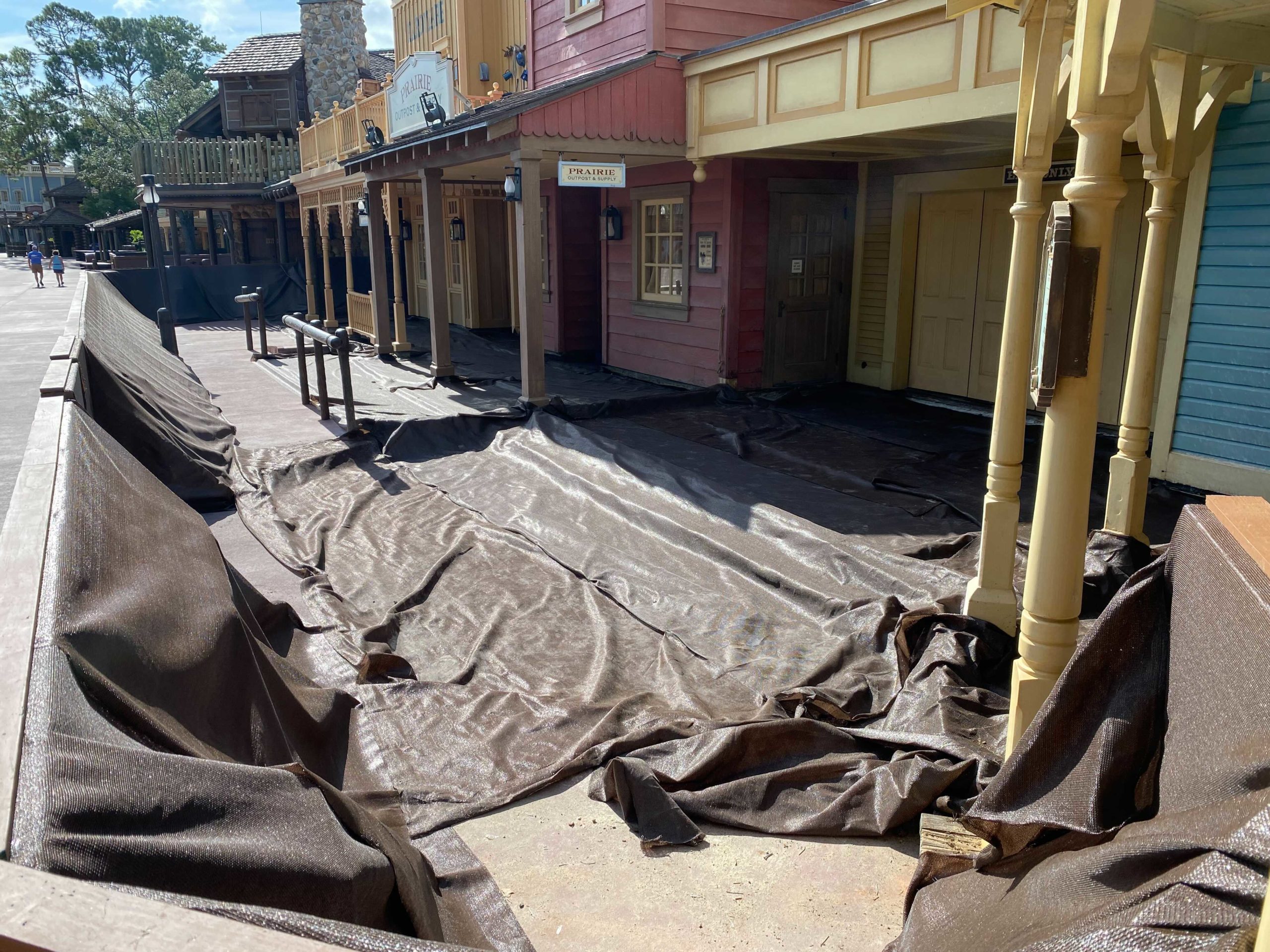 frontierland-boardwalk-refurb-7-31-21-15-4810370