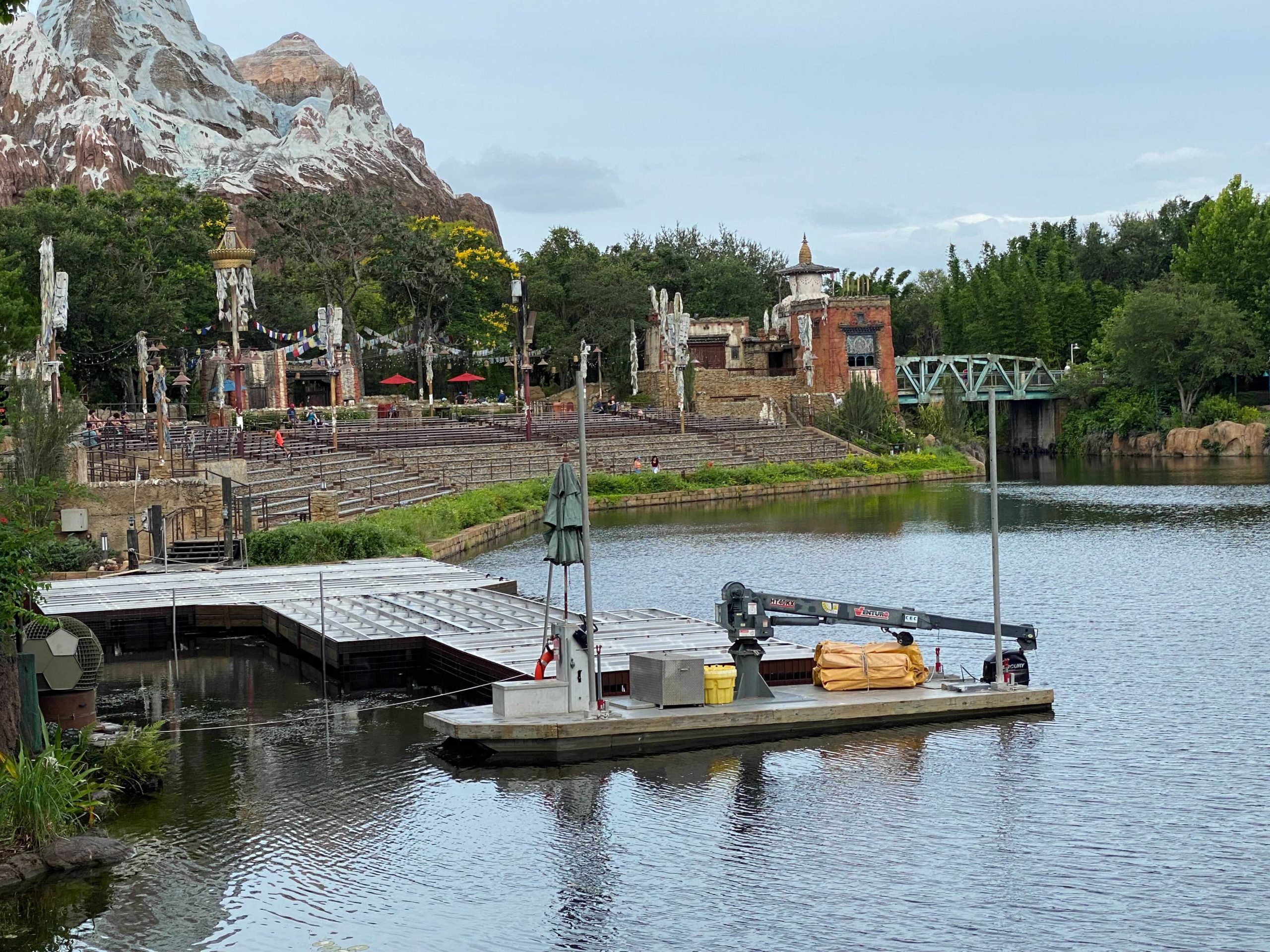 kite-tails-platform-animal-kingdom-7-13-21-2