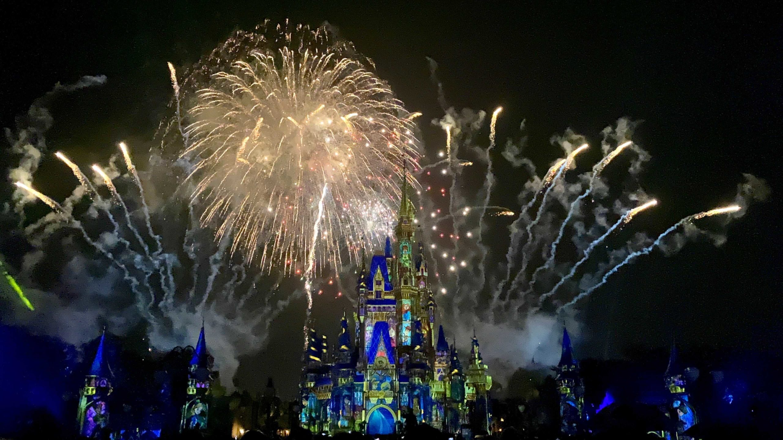 magic-kingdom-happily-ever-after-hurricane-elsa-7-6-21-3-3306454