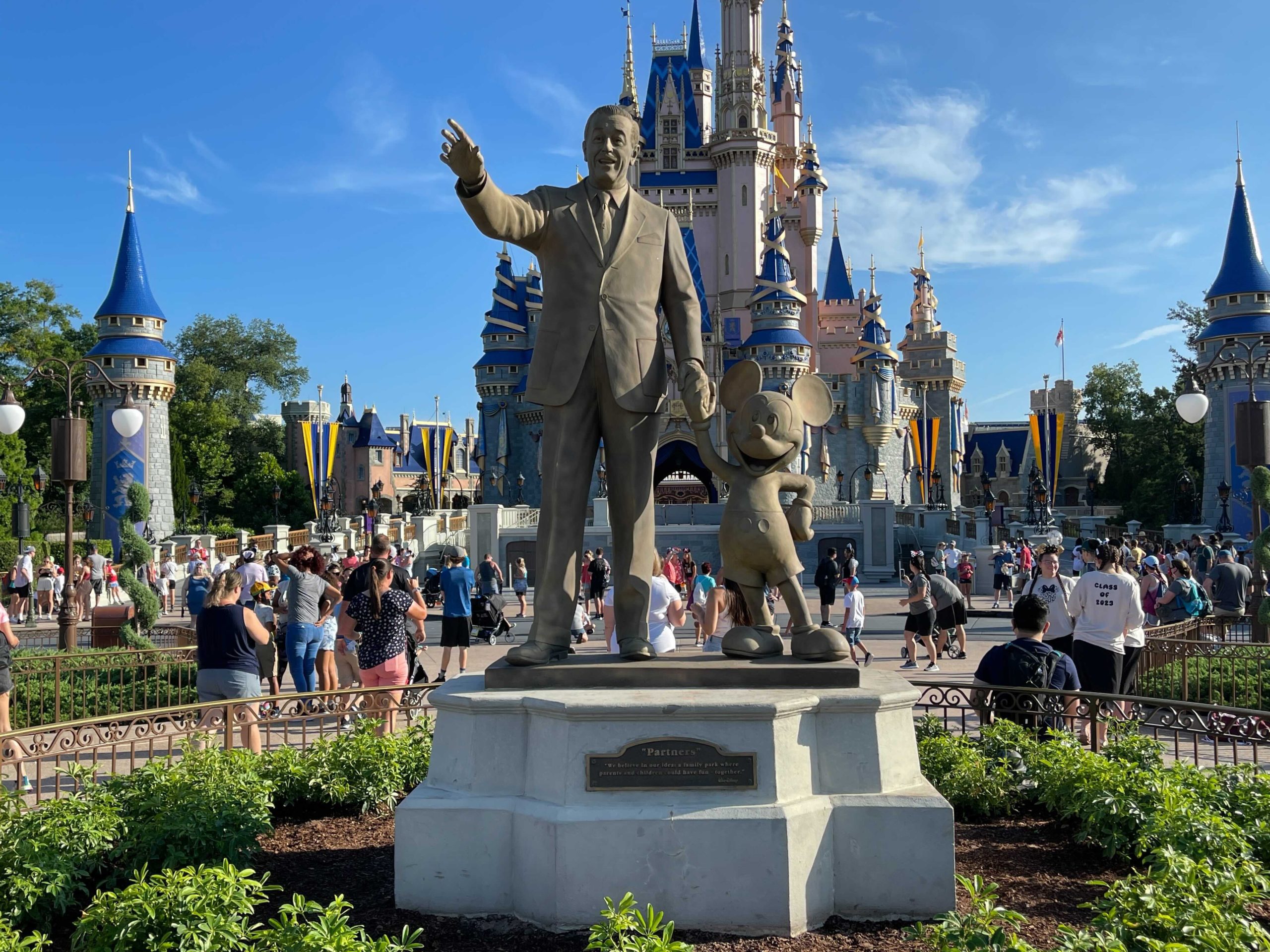 partners-statue-magic-kingdom-7-21-21-3