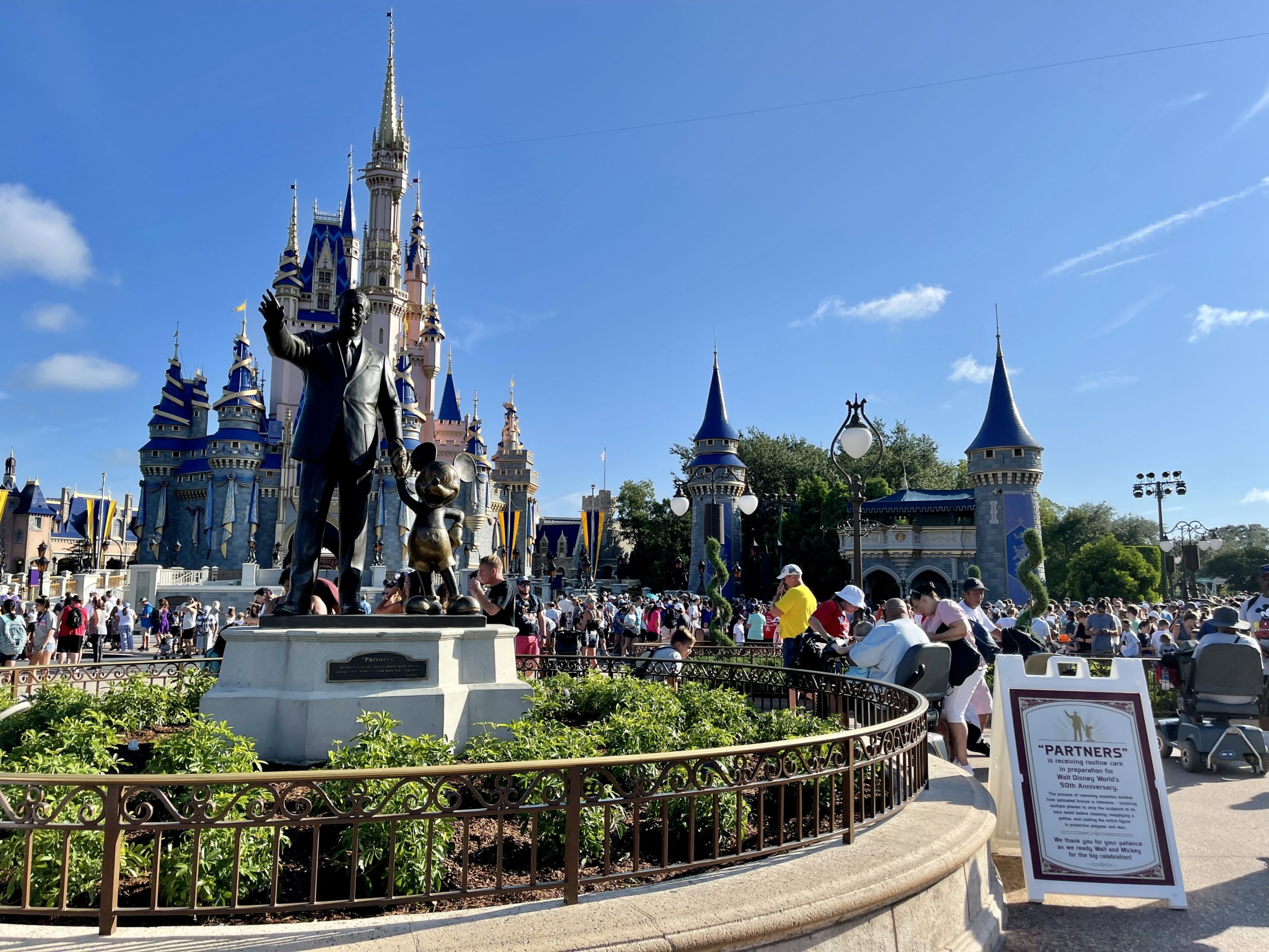 partners-statue-refurbishment-magic-kingdom-07192021-1499737