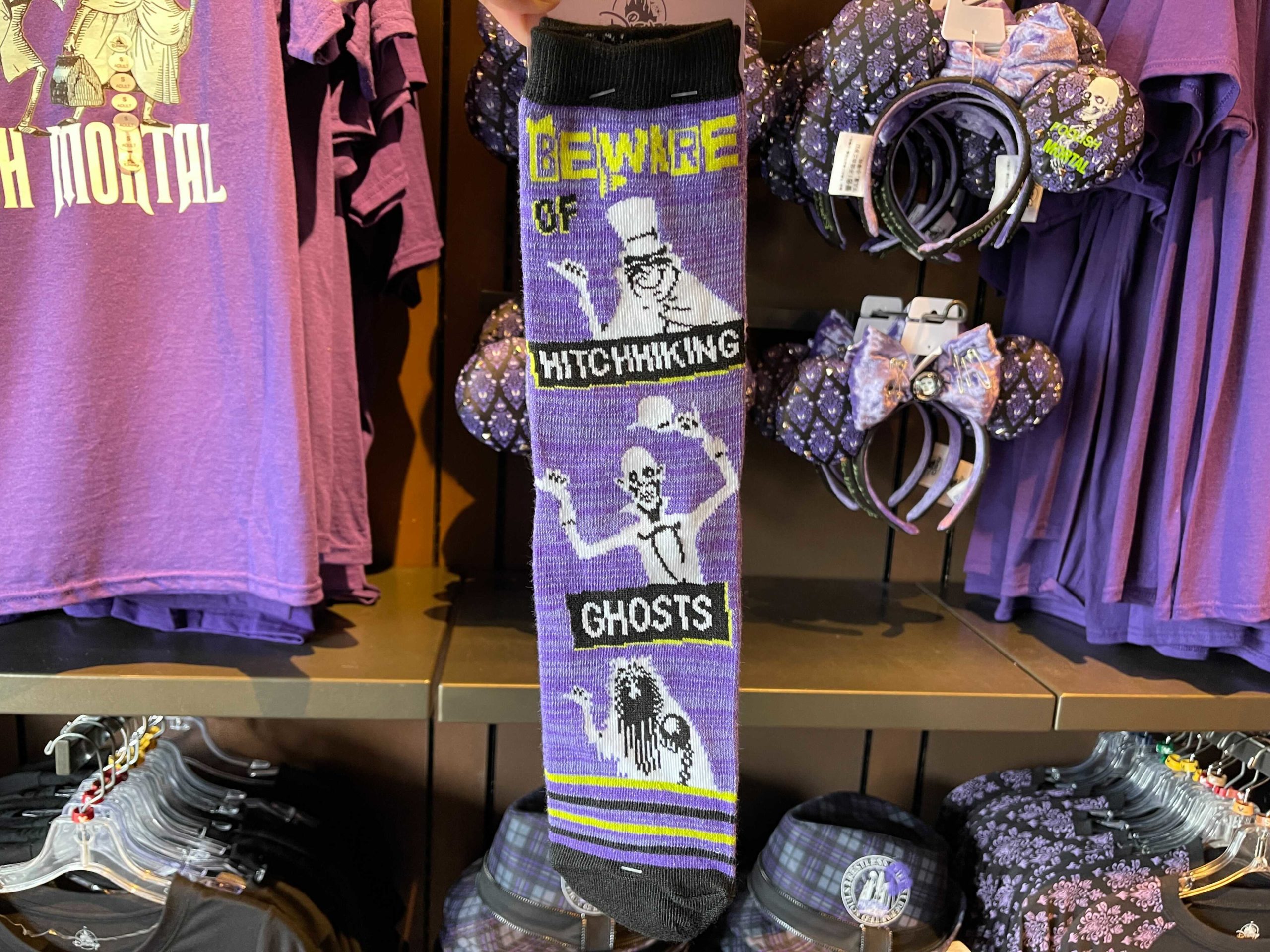 hitchhiking-ghosts-socks-1