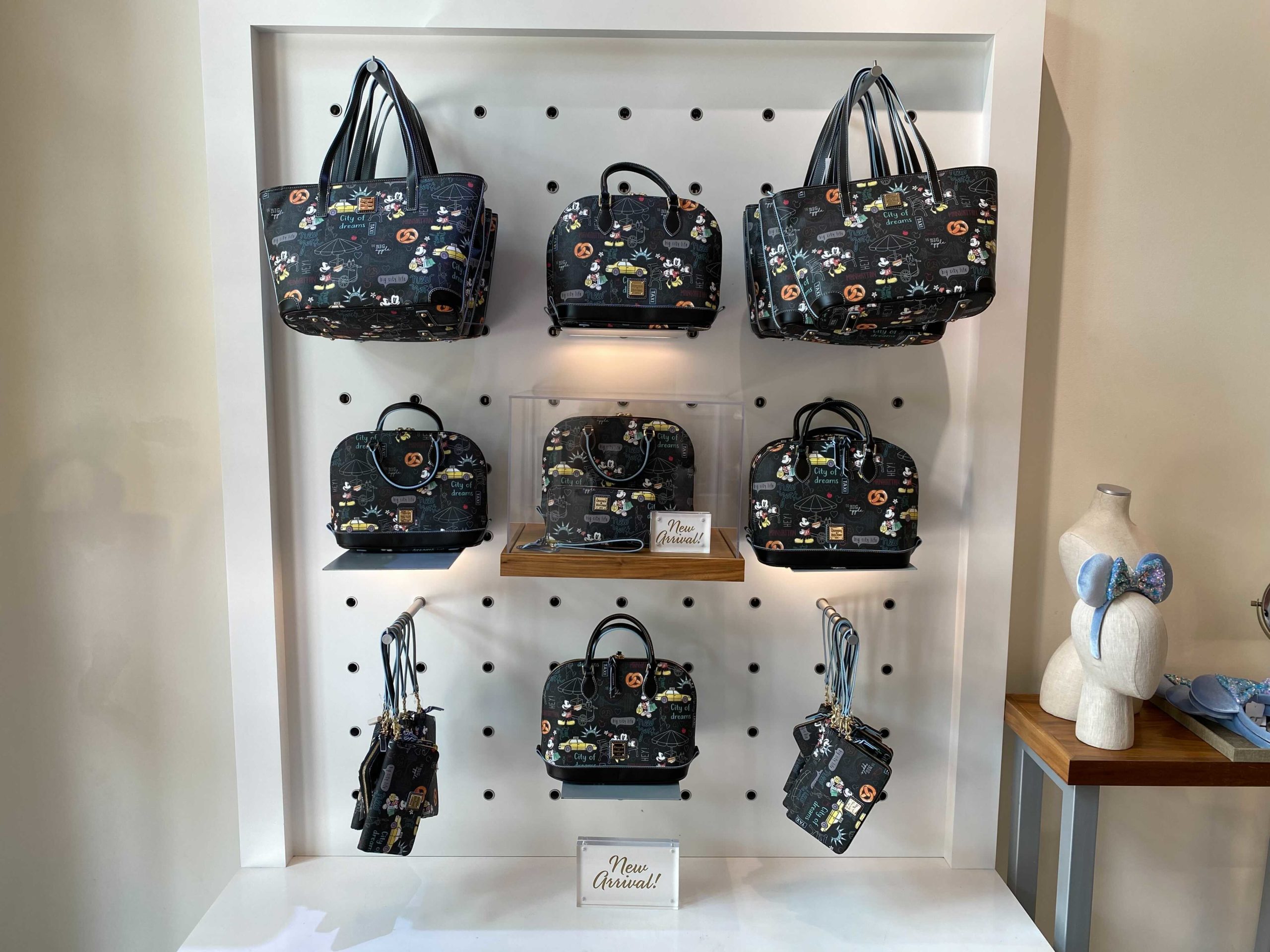 nyc-dooney-and-bourke2-8380739