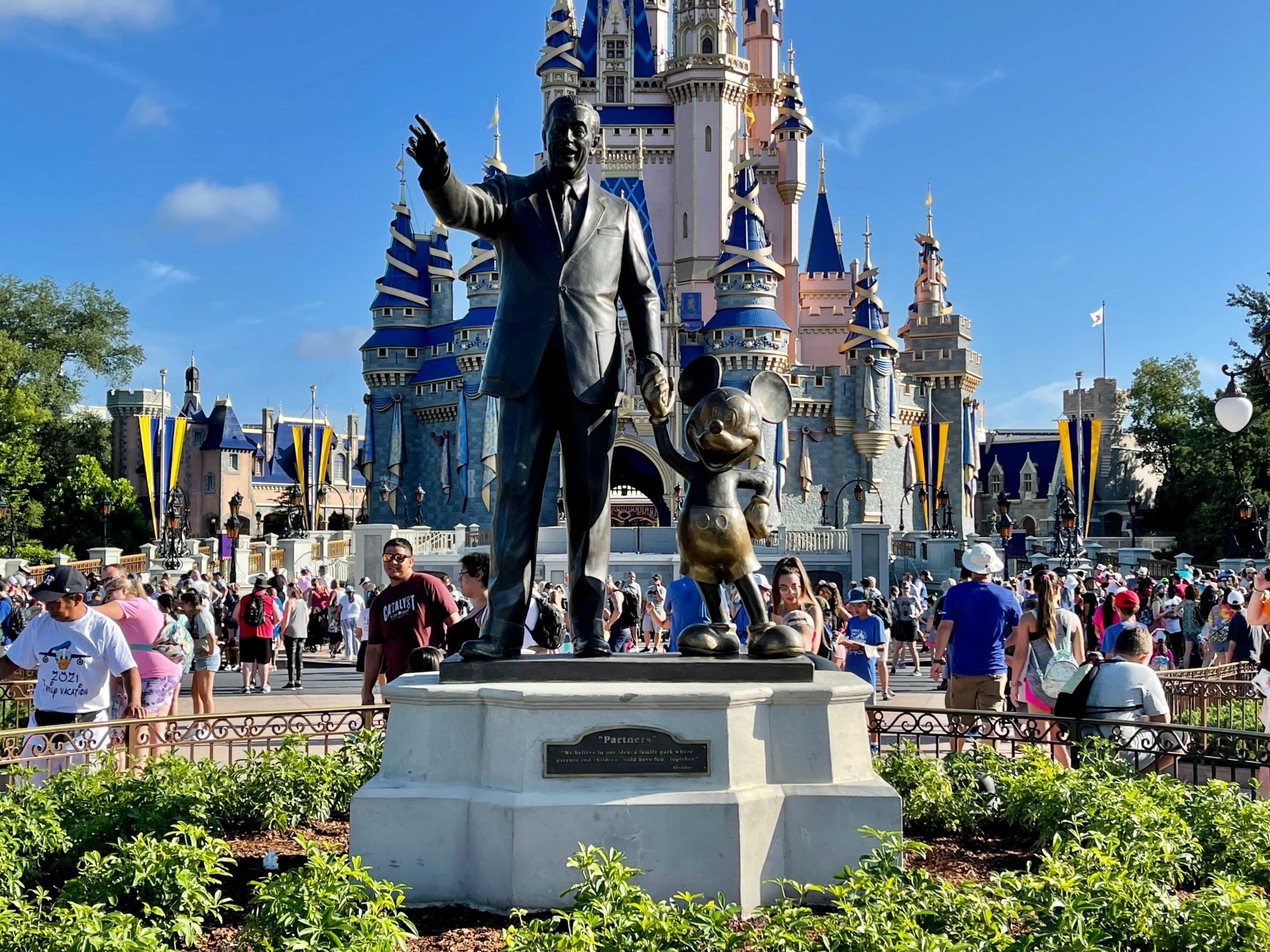 partners-statue-refurbishment-3