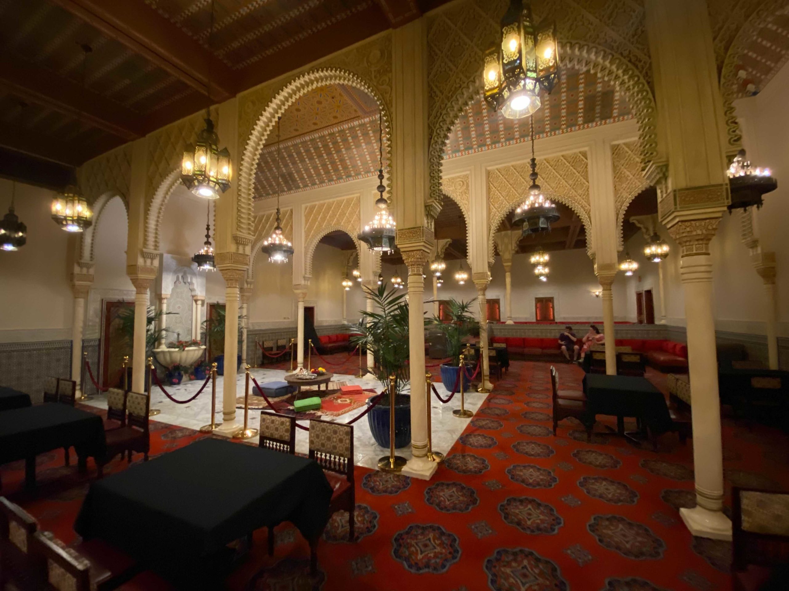 restaurant-marrakesh-seating-4